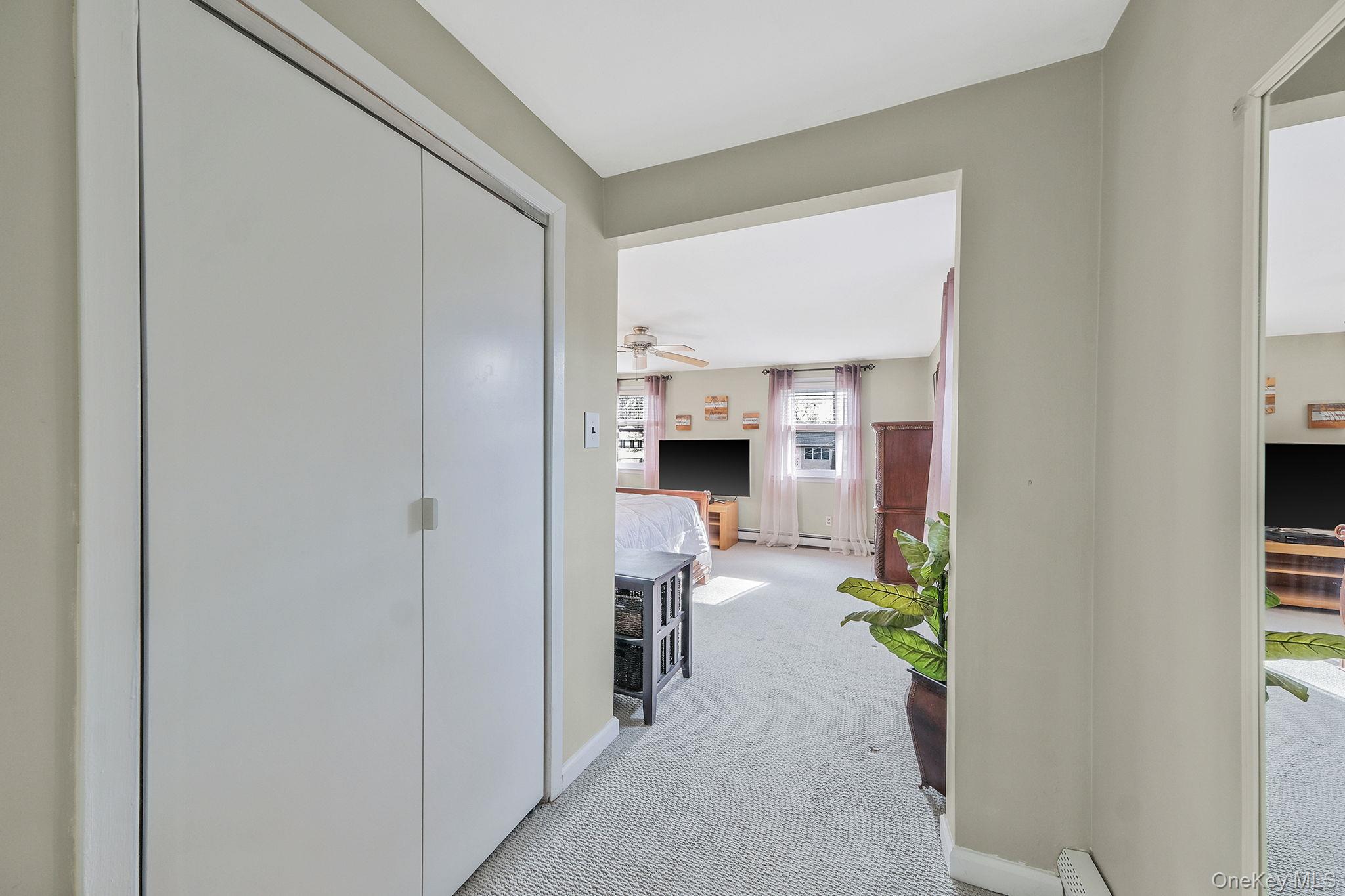 #20 photo, 23 Foxboro Avenue, Farmingville , NY 11738