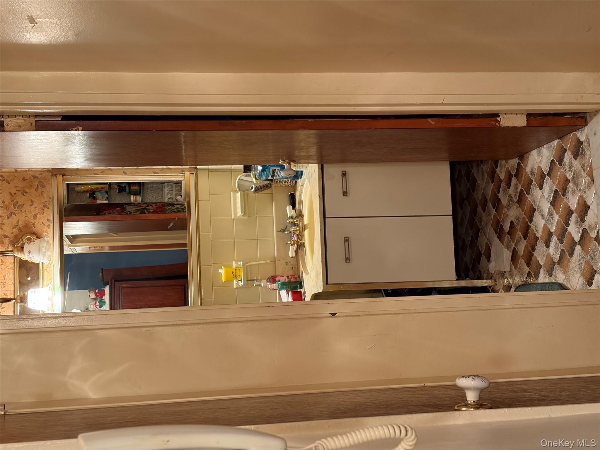 #7 photo, 84-29 153 Avenue, कुईंस Howard Beach , NY 11414