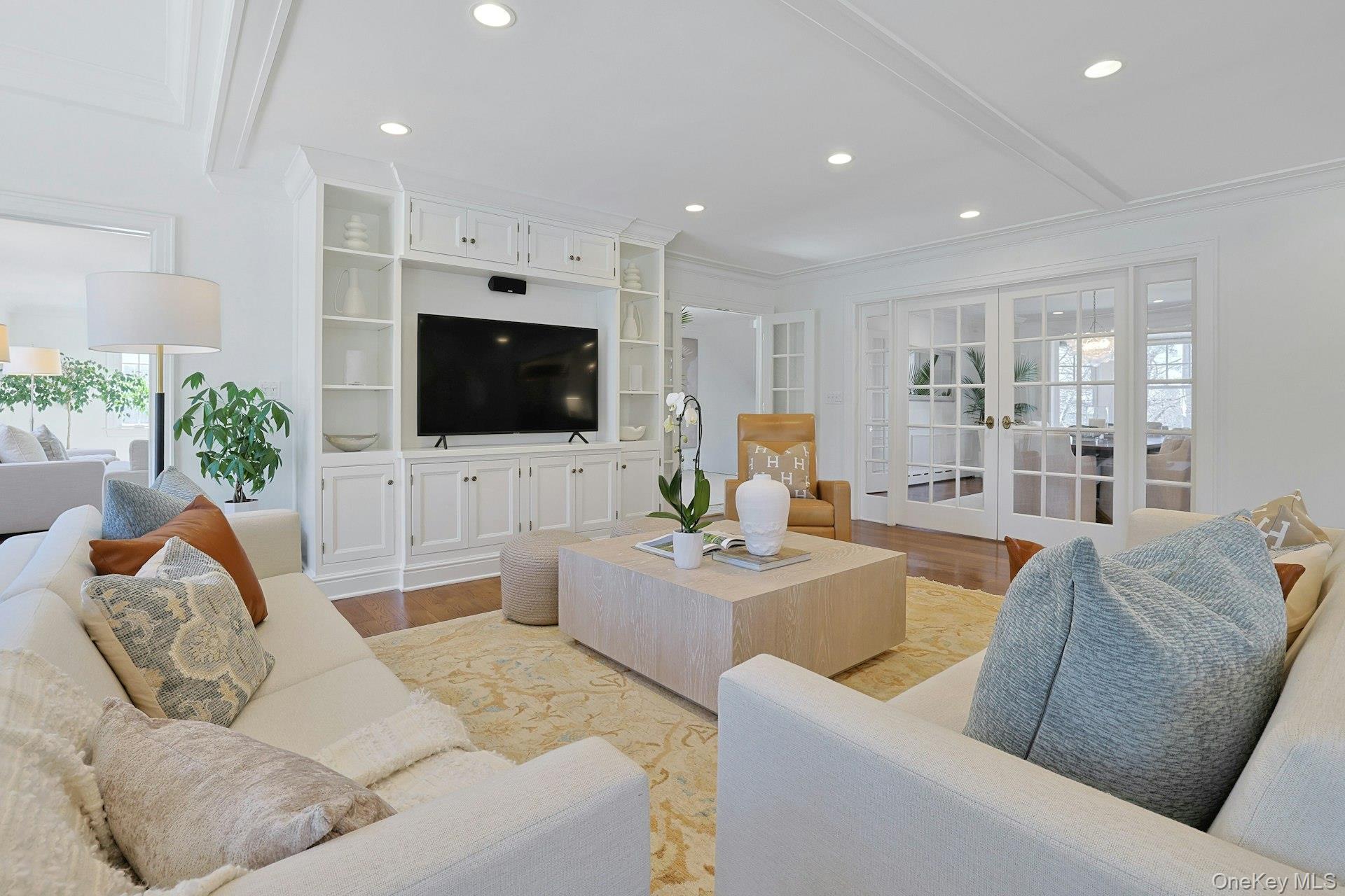 #11 photo, 369 Evandale Road, Scarsdale , NY 10583