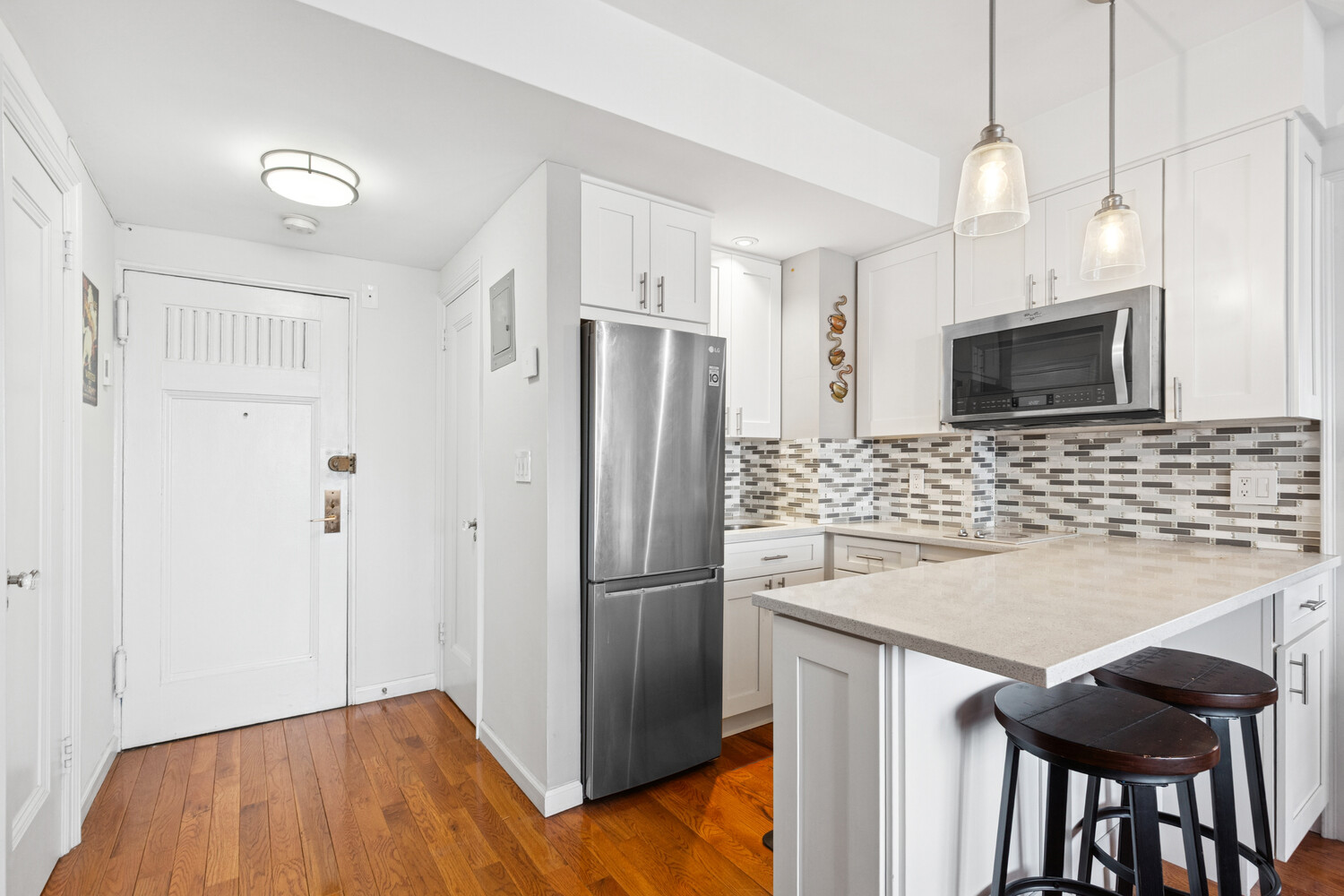 #5 photo, 5 TUDOR CITY Place, Murray Hill , NY 10017