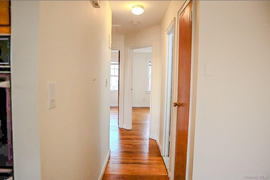 #6 photo, 2233 Private, 뉴욕퀸즈 Whitestone , NY 11357