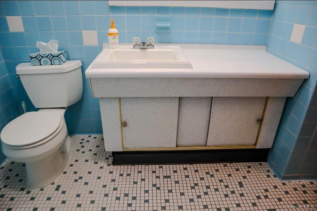 #8 photo, 2233 Private, 뉴욕퀸즈 Whitestone , NY 11357