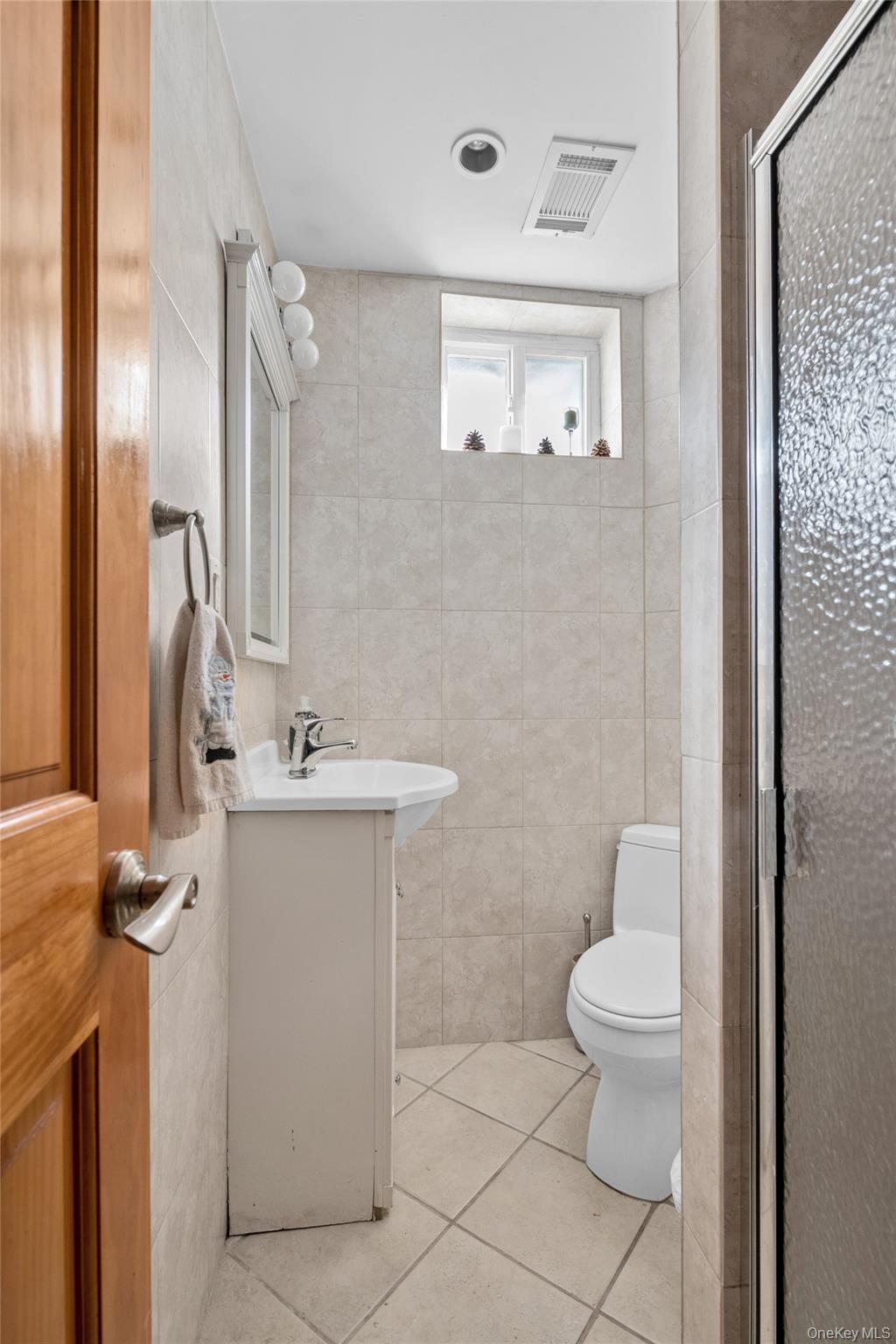 #13 photo, 1550 Waters Edge Drive, Bayside , NY 11360