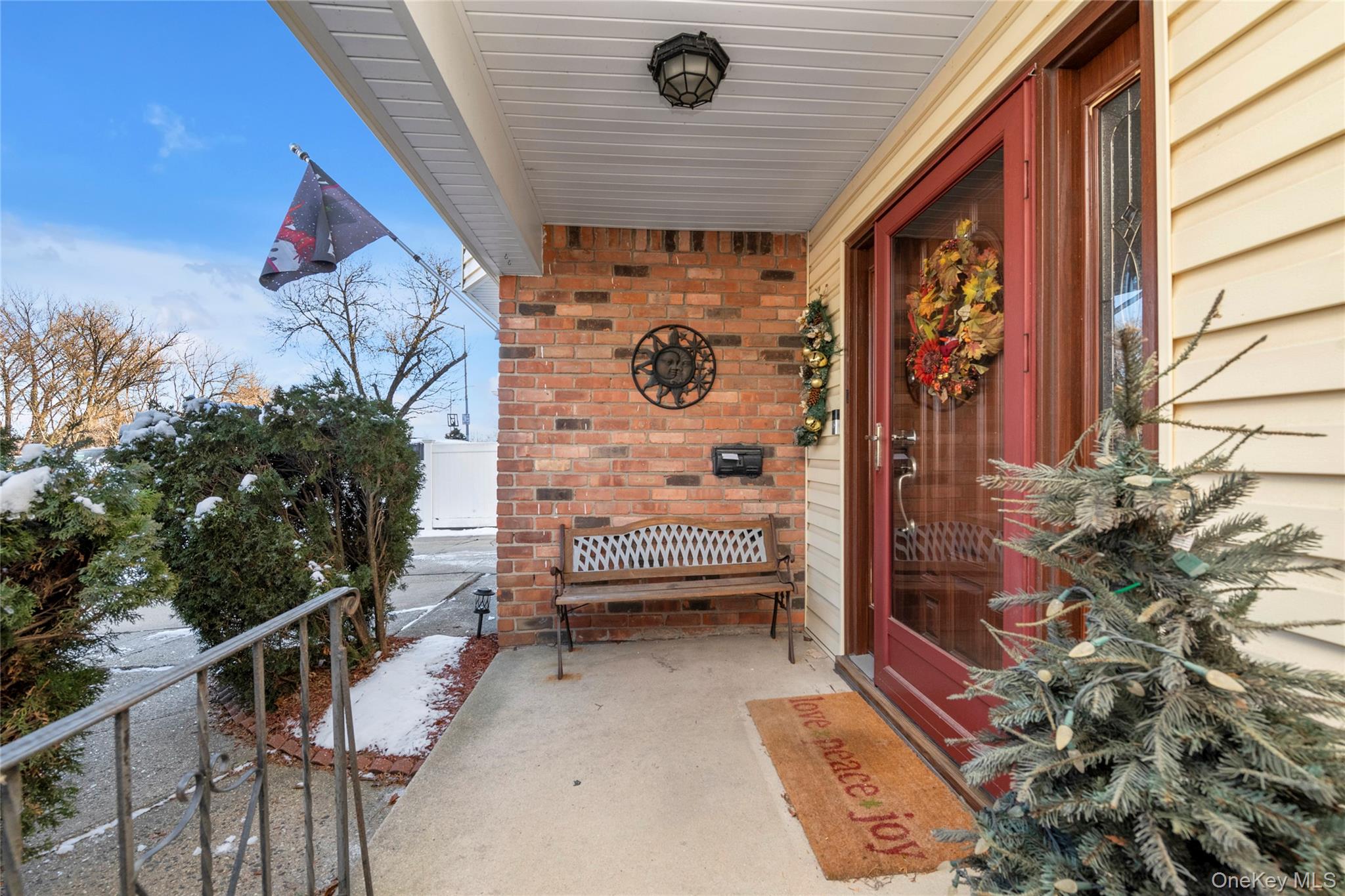 #2 photo, 1550 Waters Edge Drive, Bayside , NY 11360