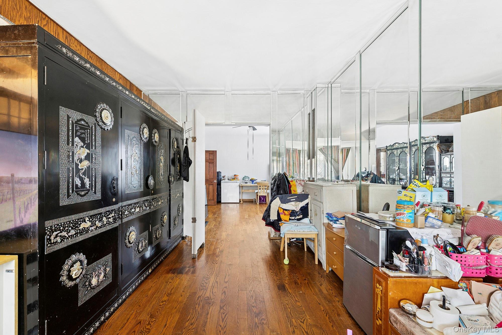 #10 photo, 4363 160th Street, Flushing , NY 11358