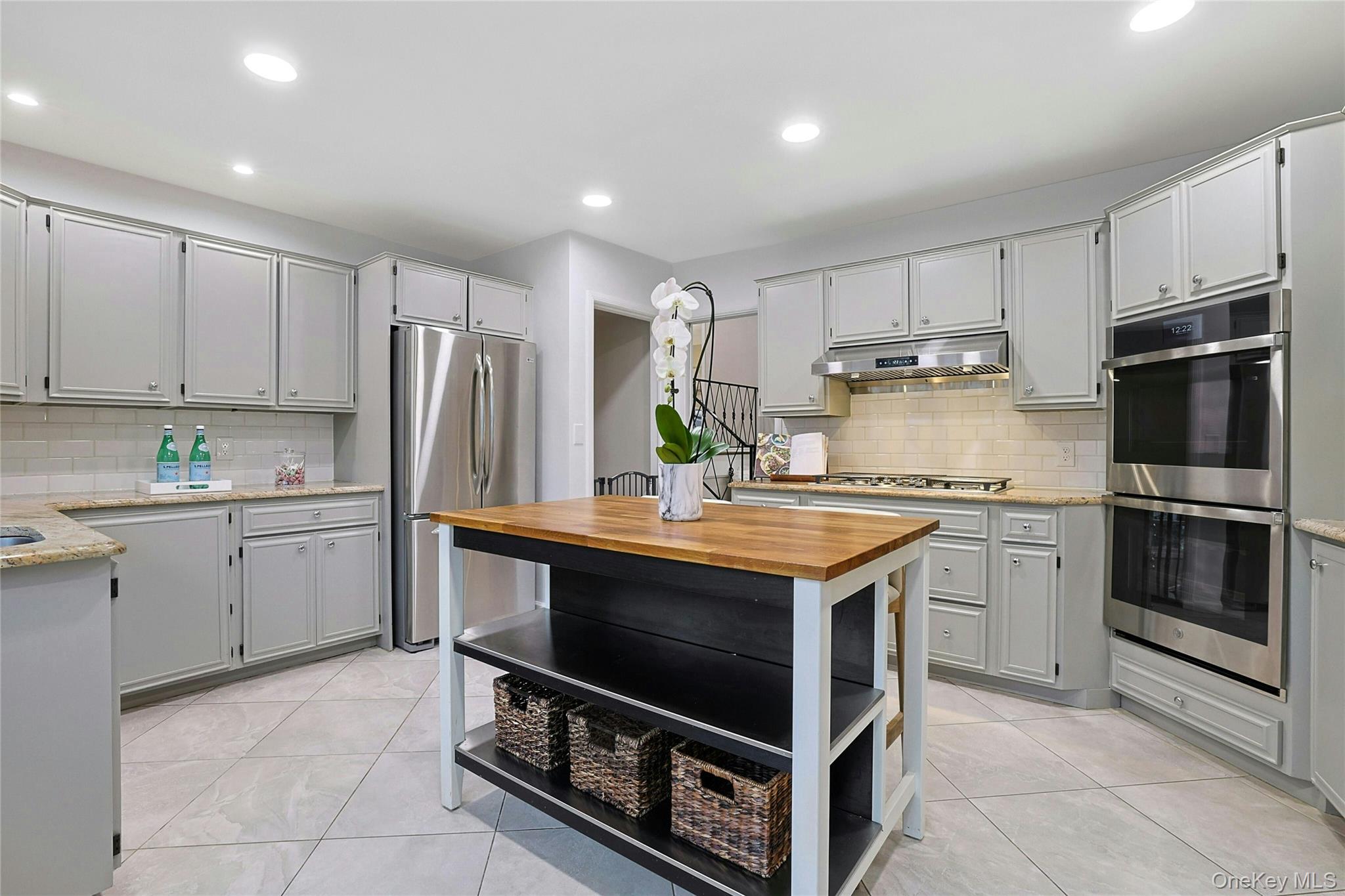 #10 photo, 2 Doris Drive, Scarsdale , NY 10583