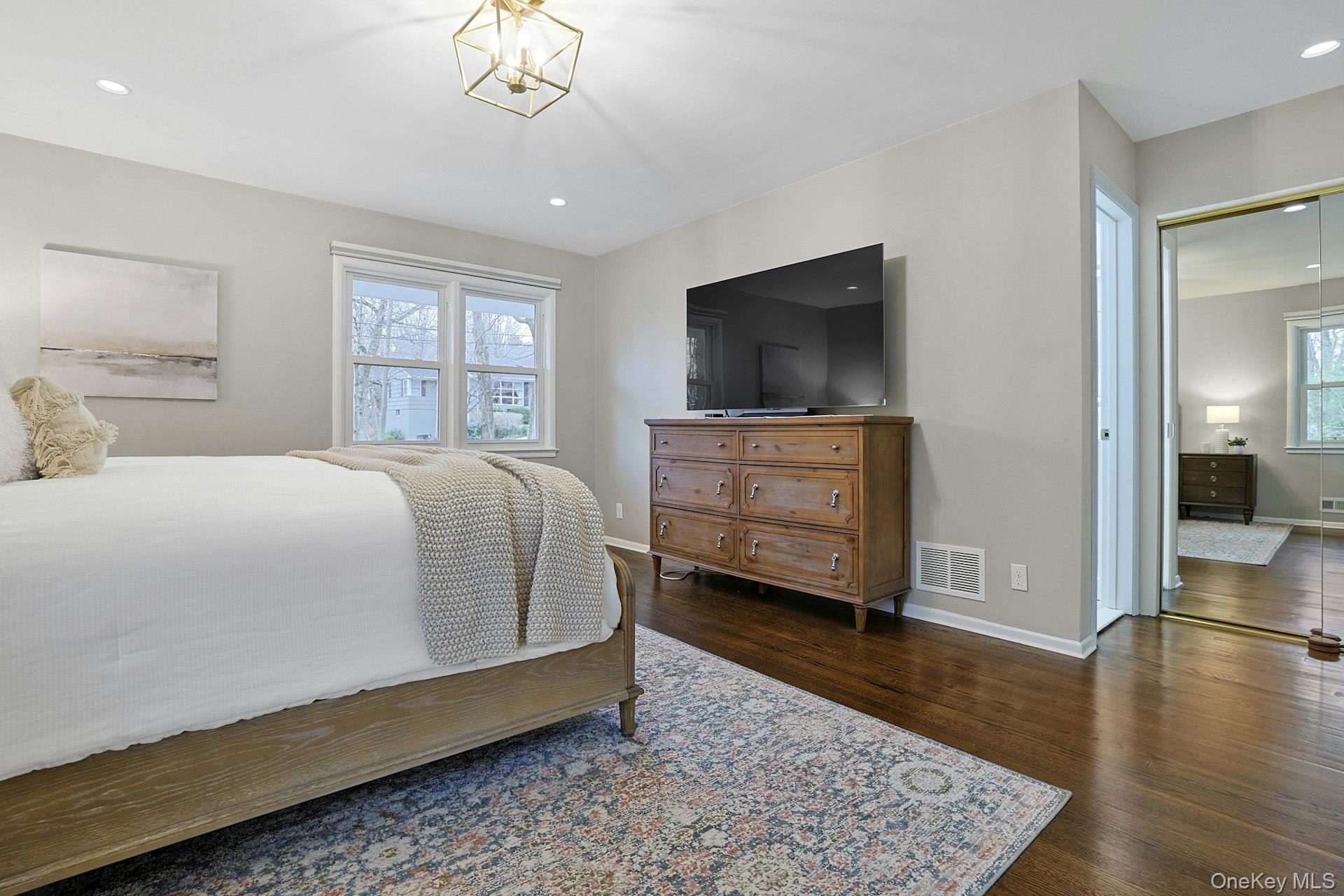 #13 photo, 2 Doris Drive, Scarsdale , NY 10583