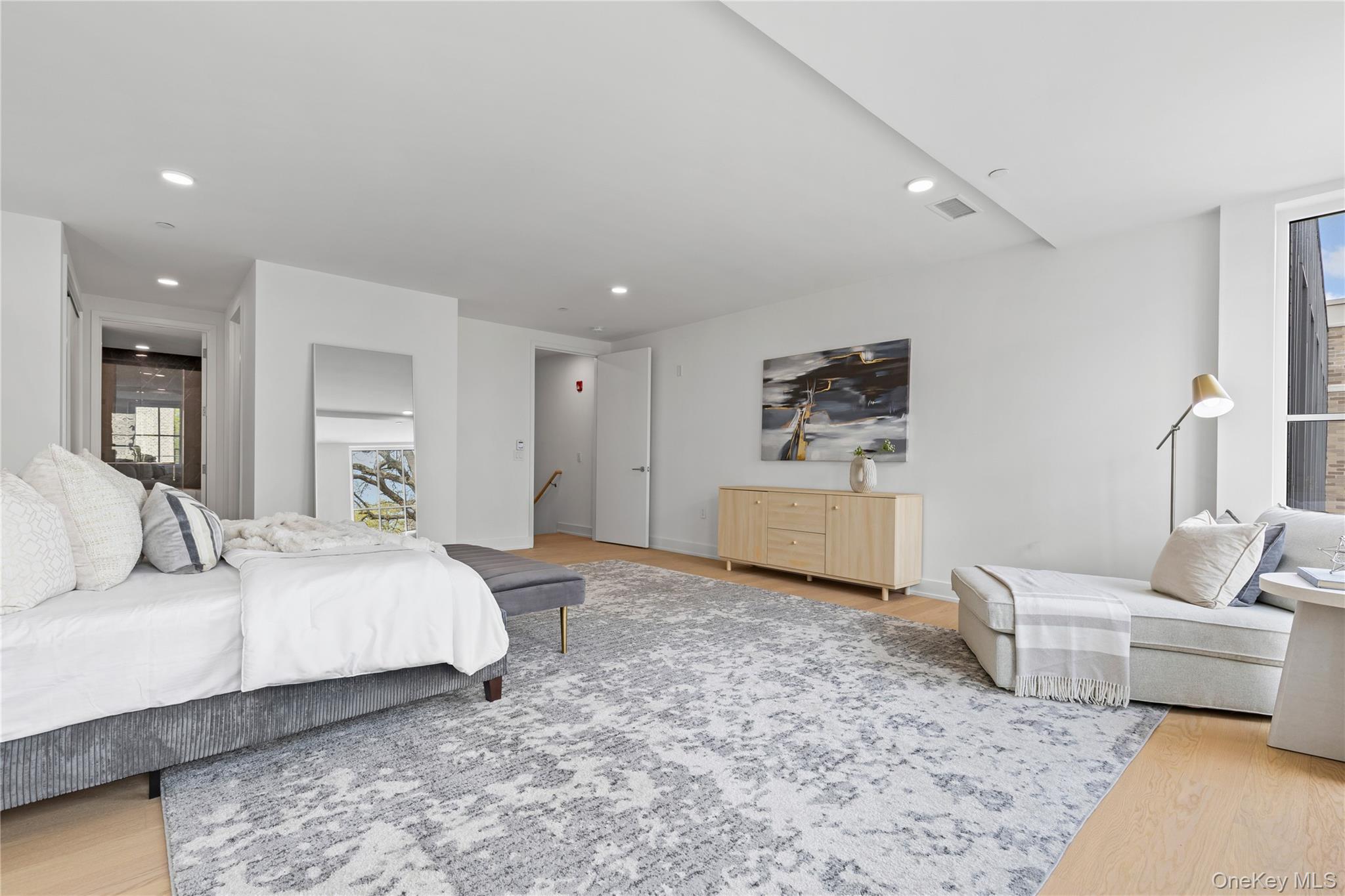 #7 photo, 33 Calvert Street, 纽约州 Harrison , NY 10528