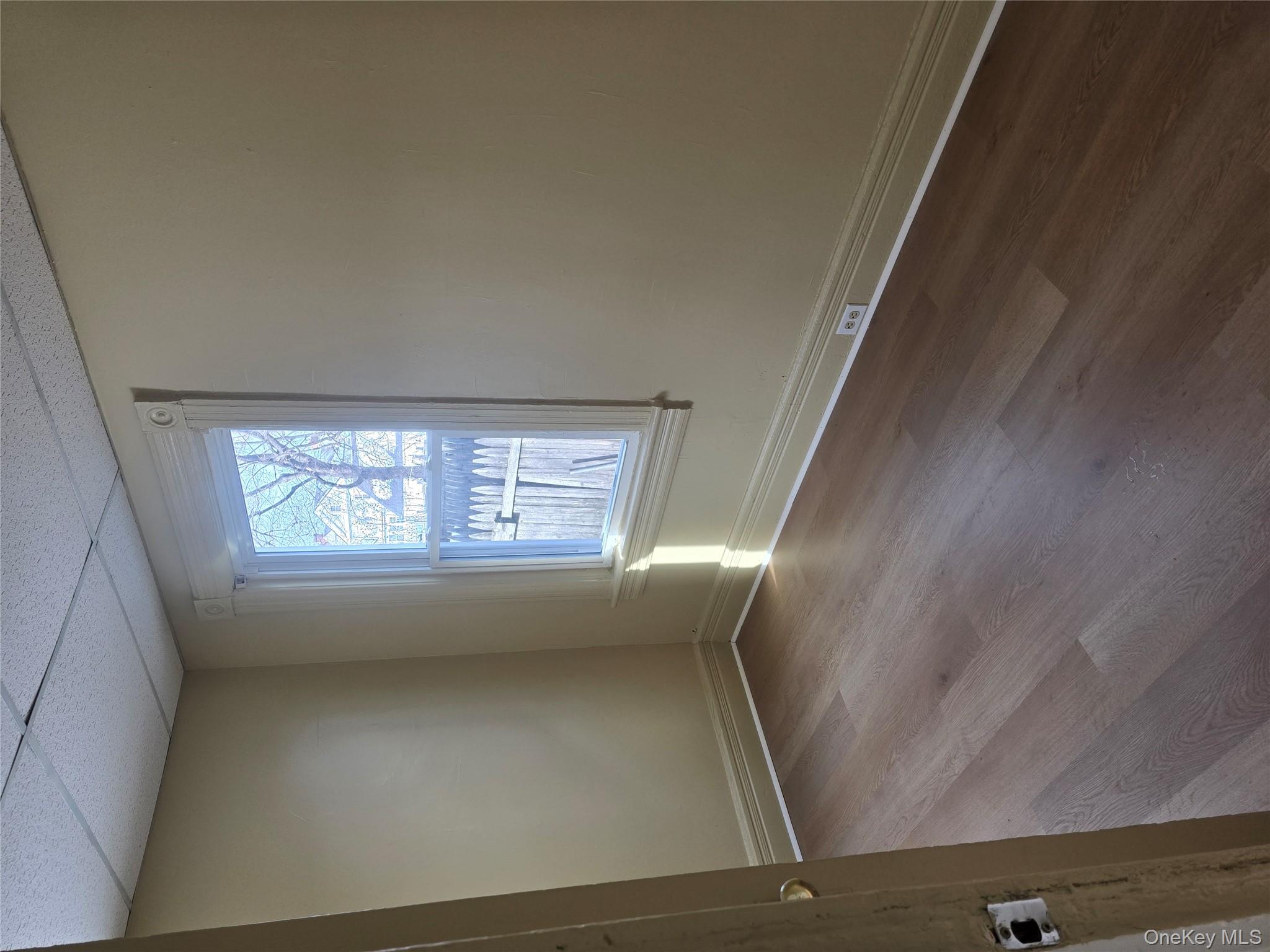 #4 photo, 30 S White Street, Poughkeepsie , NY 12601