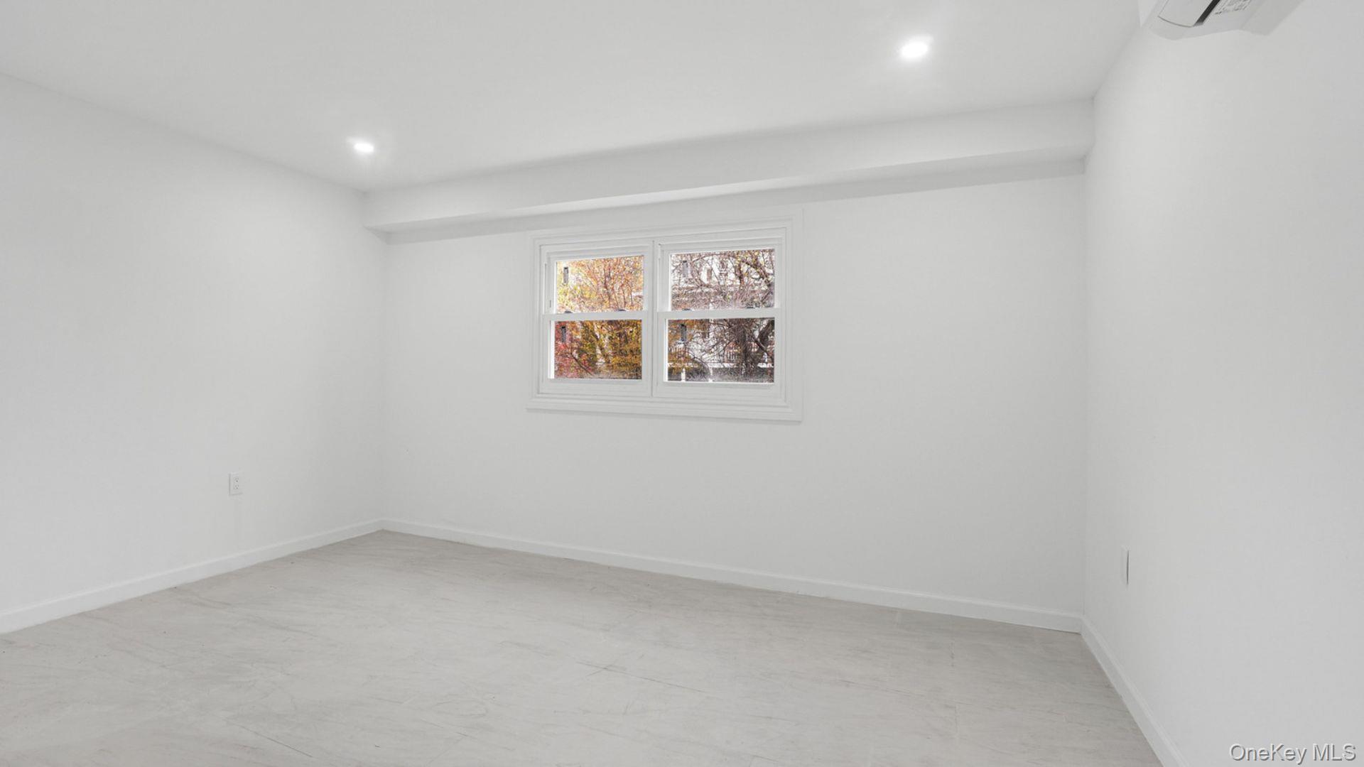 #18 photo, 5618 Sylvan Avenue, Бронкс ‖ Bronx , NY 10471