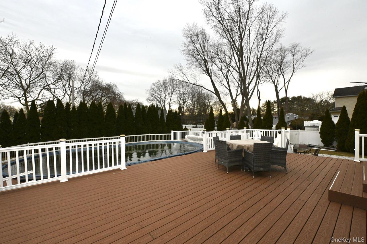 #18 photo, 7 McNulty Street, सफ़ोक काउंटी Dix Hills , NY 11746