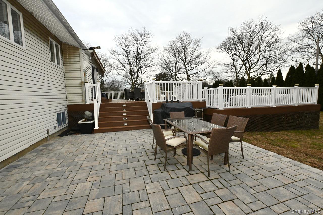 #19 photo, 7 McNulty Street, सफ़ोक काउंटी Dix Hills , NY 11746