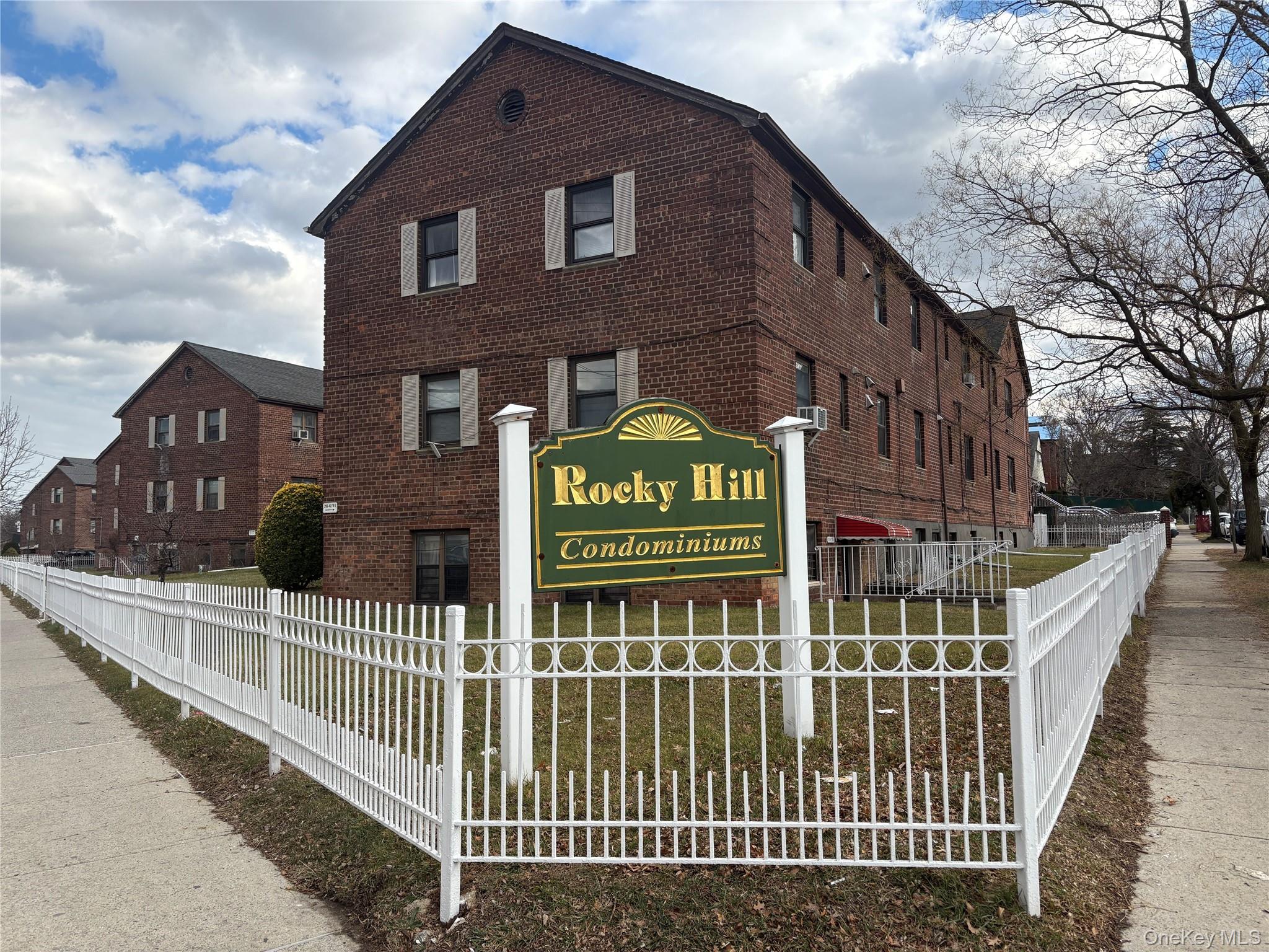 #1 photo, 20206 Rocky Hill Road, 皇后区 贝塞 Bayside , NY 11361