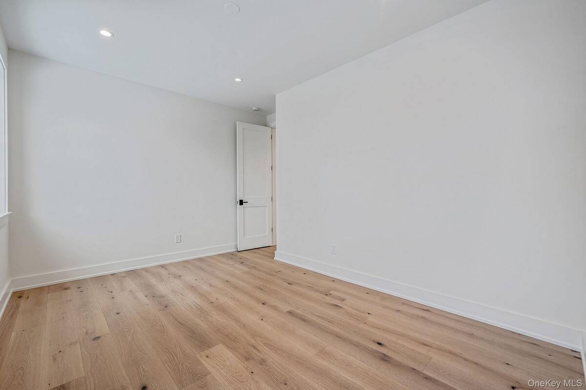 #32 photo, 458 Harrison Avenue, Miller Place , NY 11764