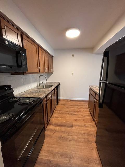 #4 photo, 21 Swatling Road, #B1, Latham , NY 12110