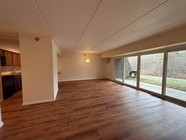 #6 photo, 21 Swatling Road, #B1, Latham , NY 12110