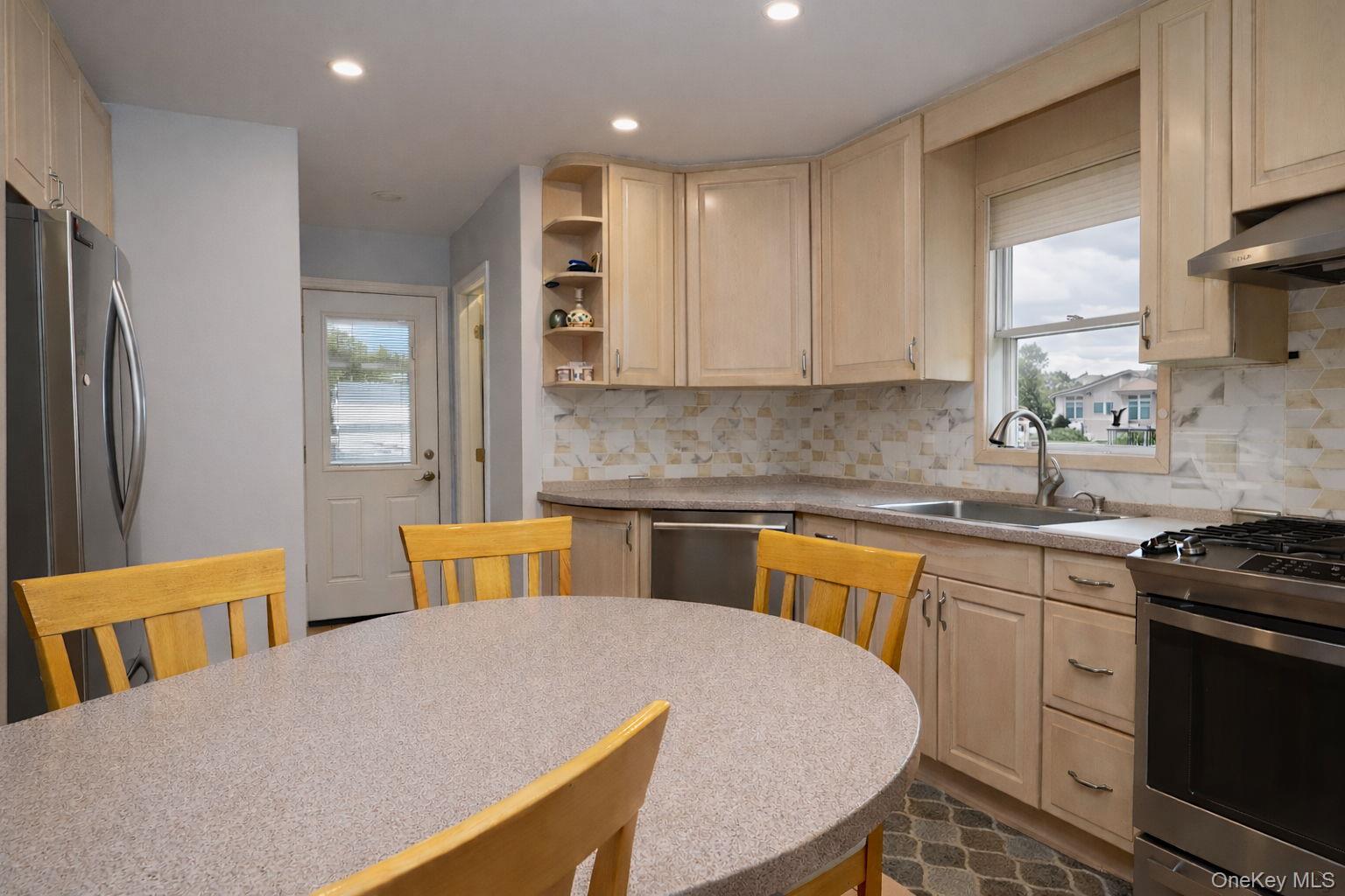 #17 photo, 26 Wesley Avenue, Port Chester , NY 10573