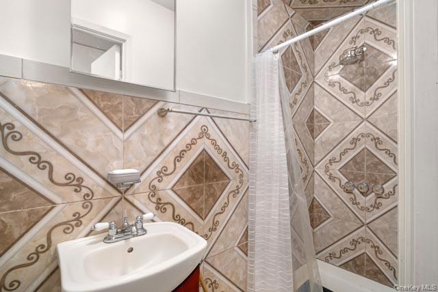 #14 photo, 576 Barbey Street, Brooklyn , NY 11207