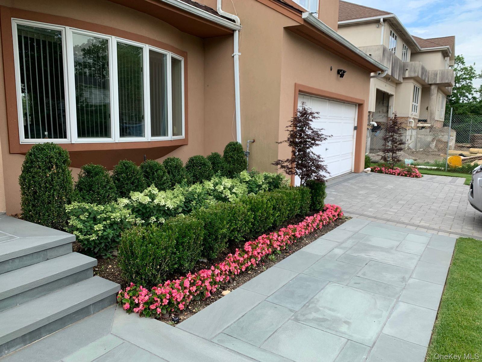 #2 photo, 150 Lakeside Drive, Нассау ‖ Lawrence , NY 11559