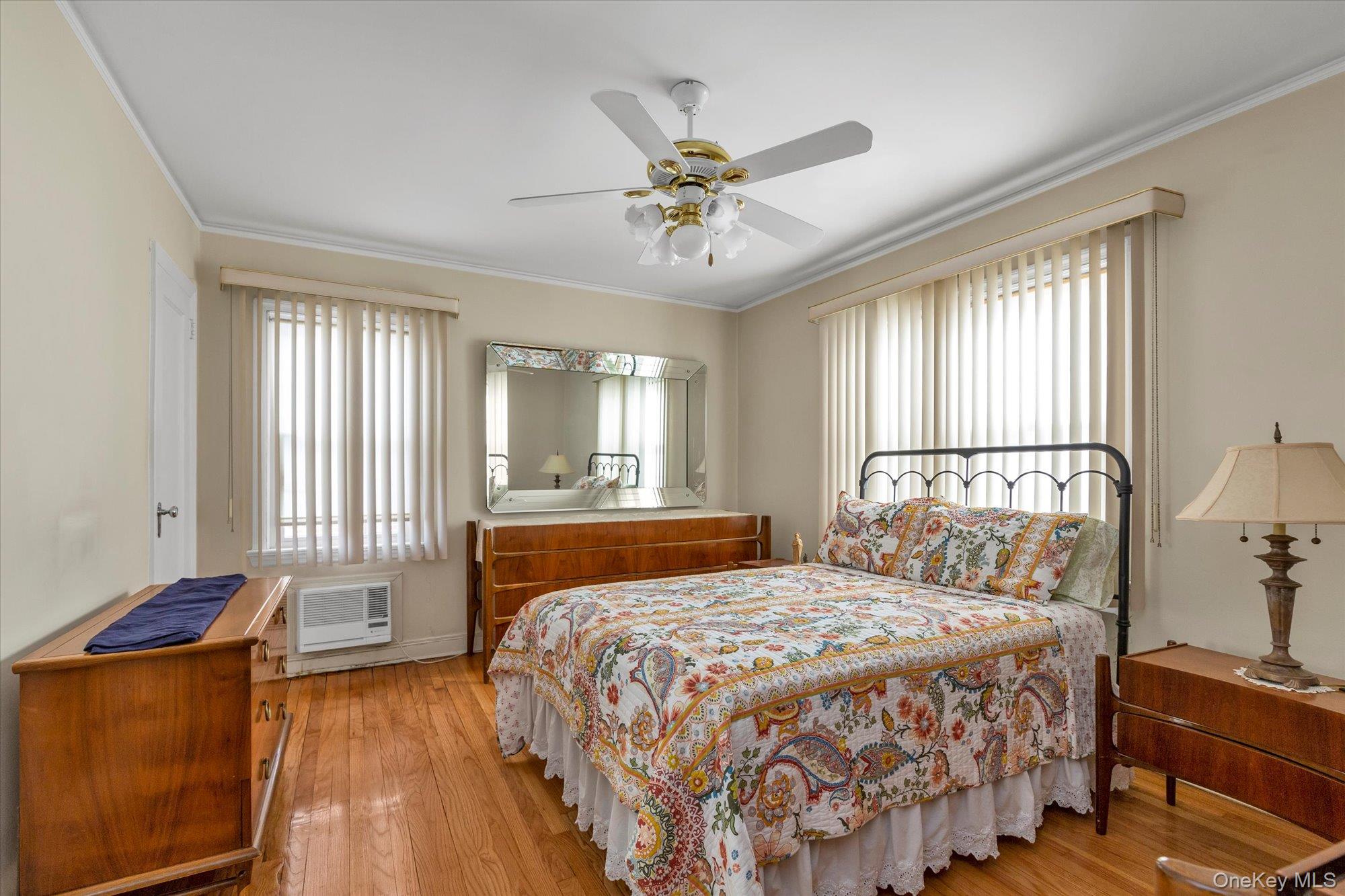 #13 photo, 45 Sylvia Lane, New Hyde Park , NY 11040