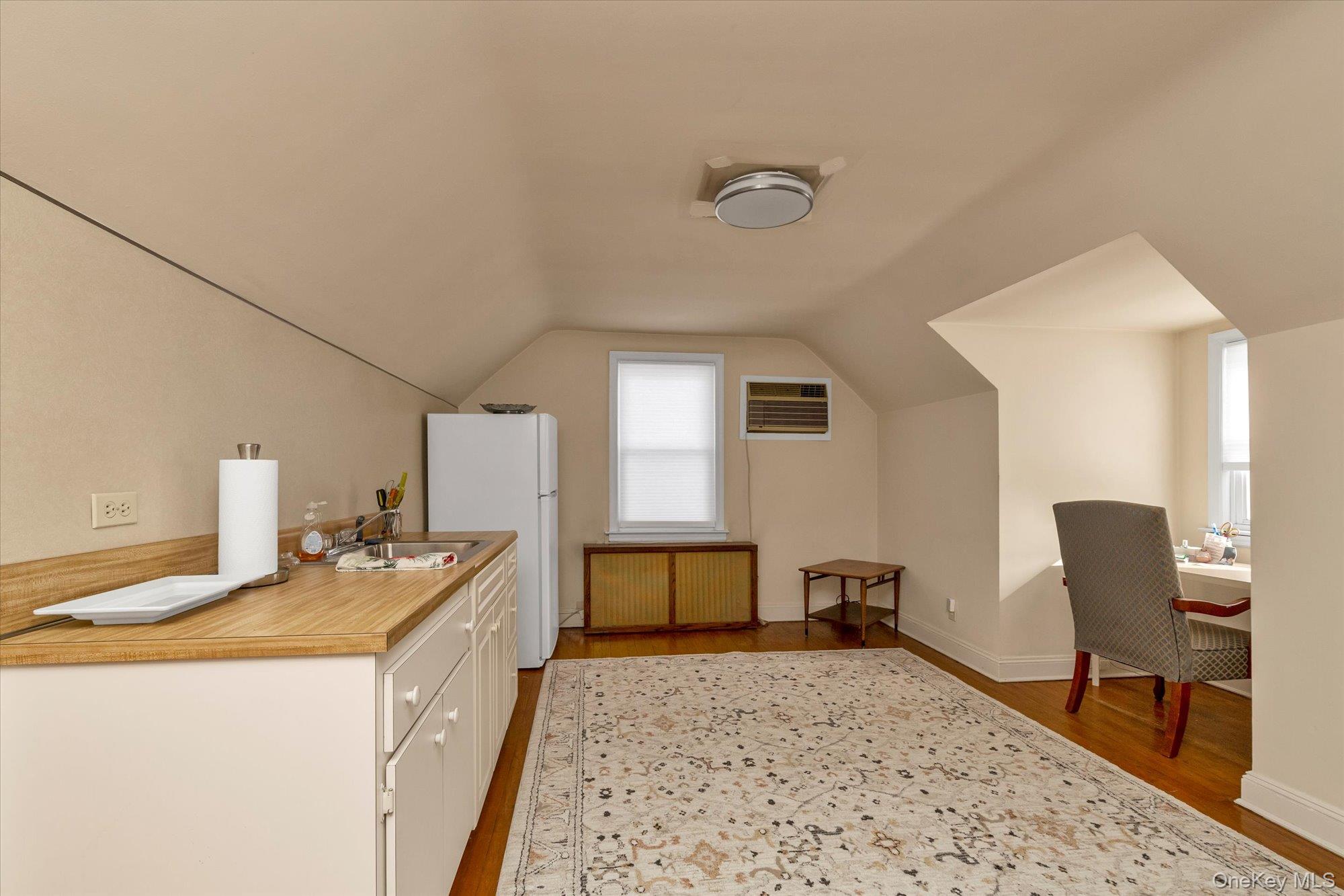 #15 photo, 45 Sylvia Lane, New Hyde Park , NY 11040