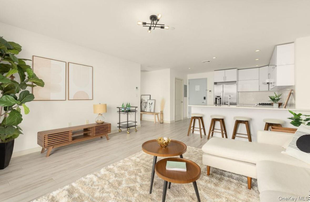 #1 photo, 10909 15th ave, Куинс ‖ College Point , NY 11356