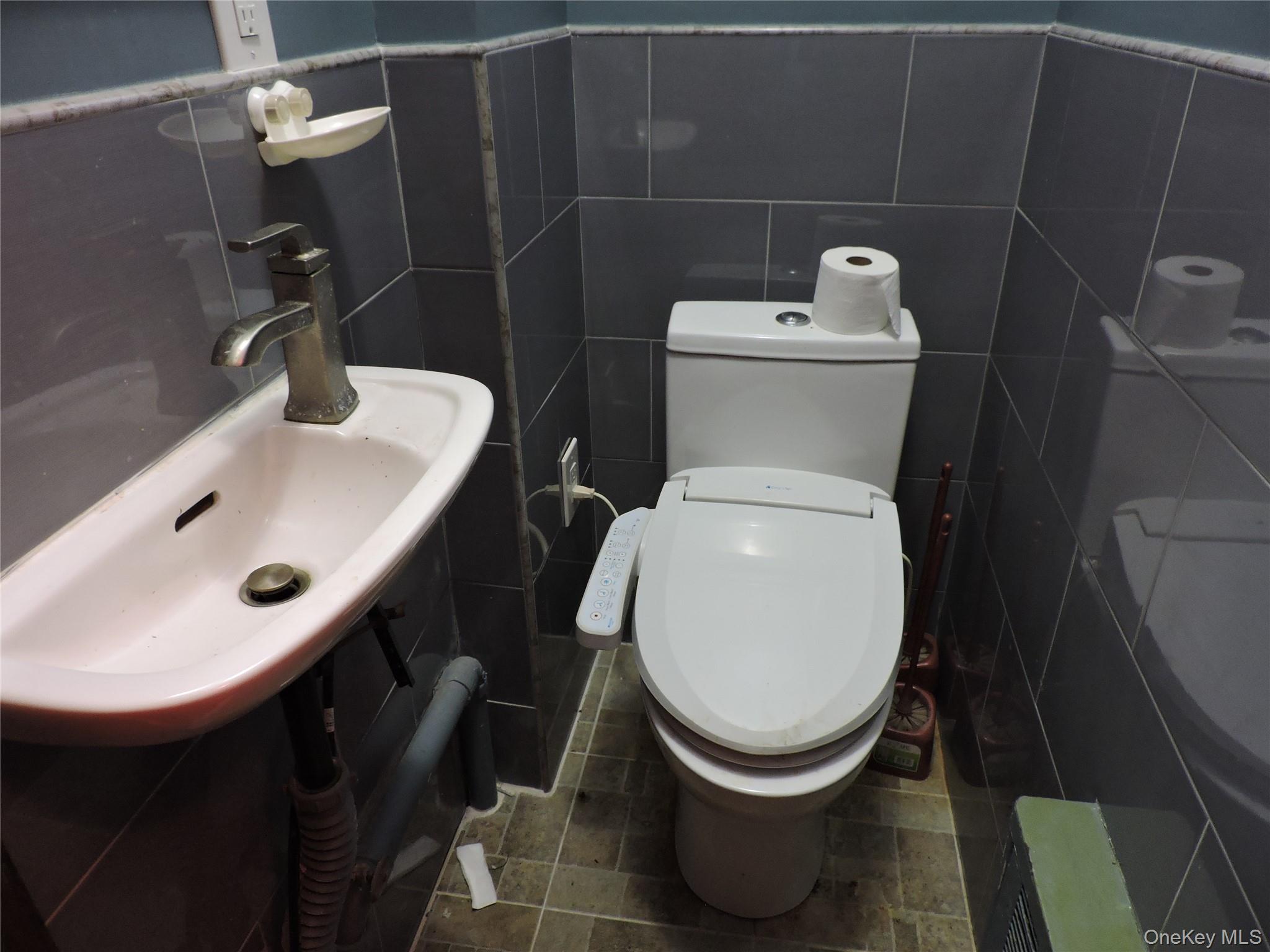 #19 photo, 131-01 229th Street, קווינס Laurelton , NY 11413