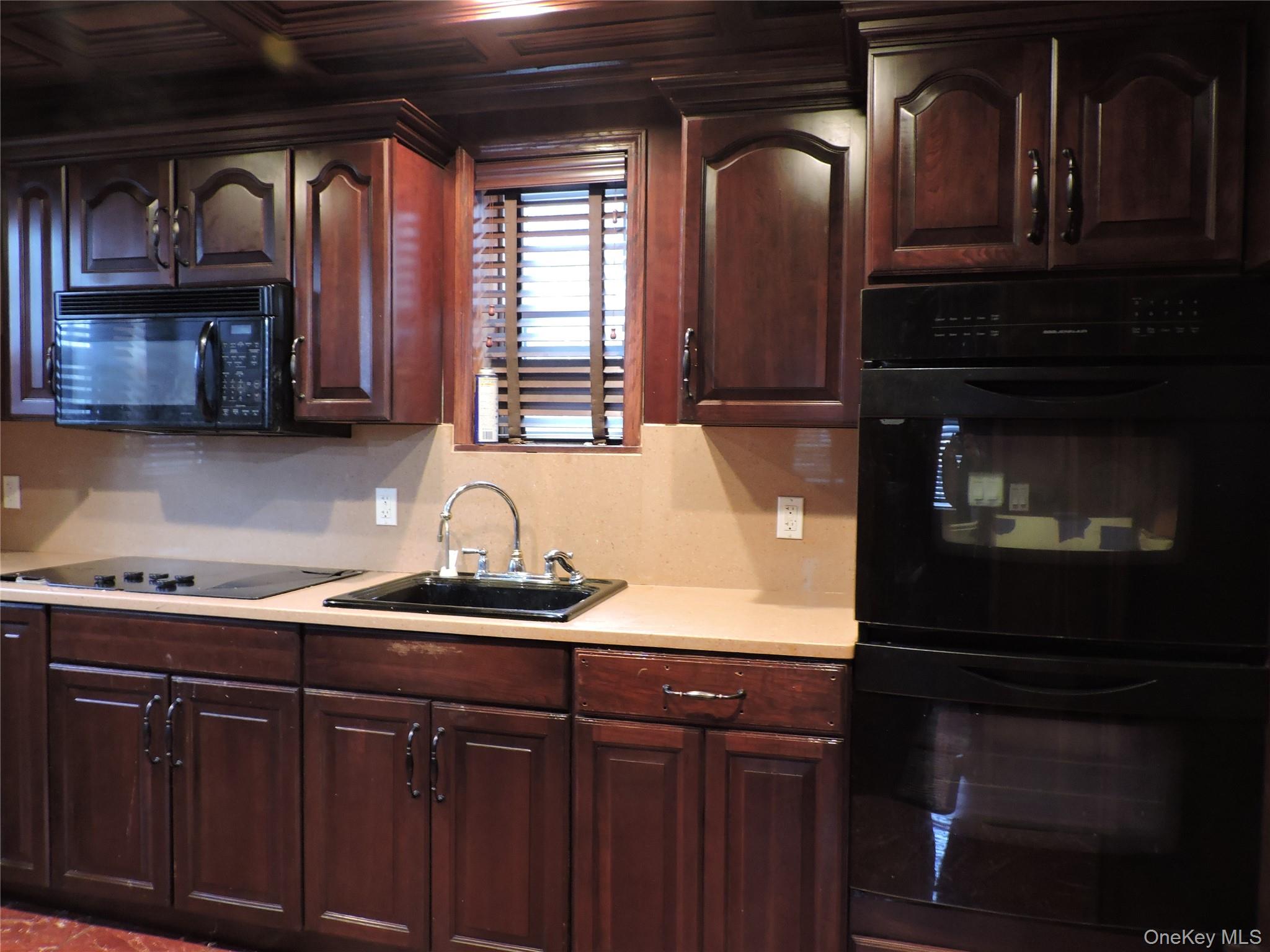 #9 photo, 131-01 229th Street, קווינס Laurelton , NY 11413