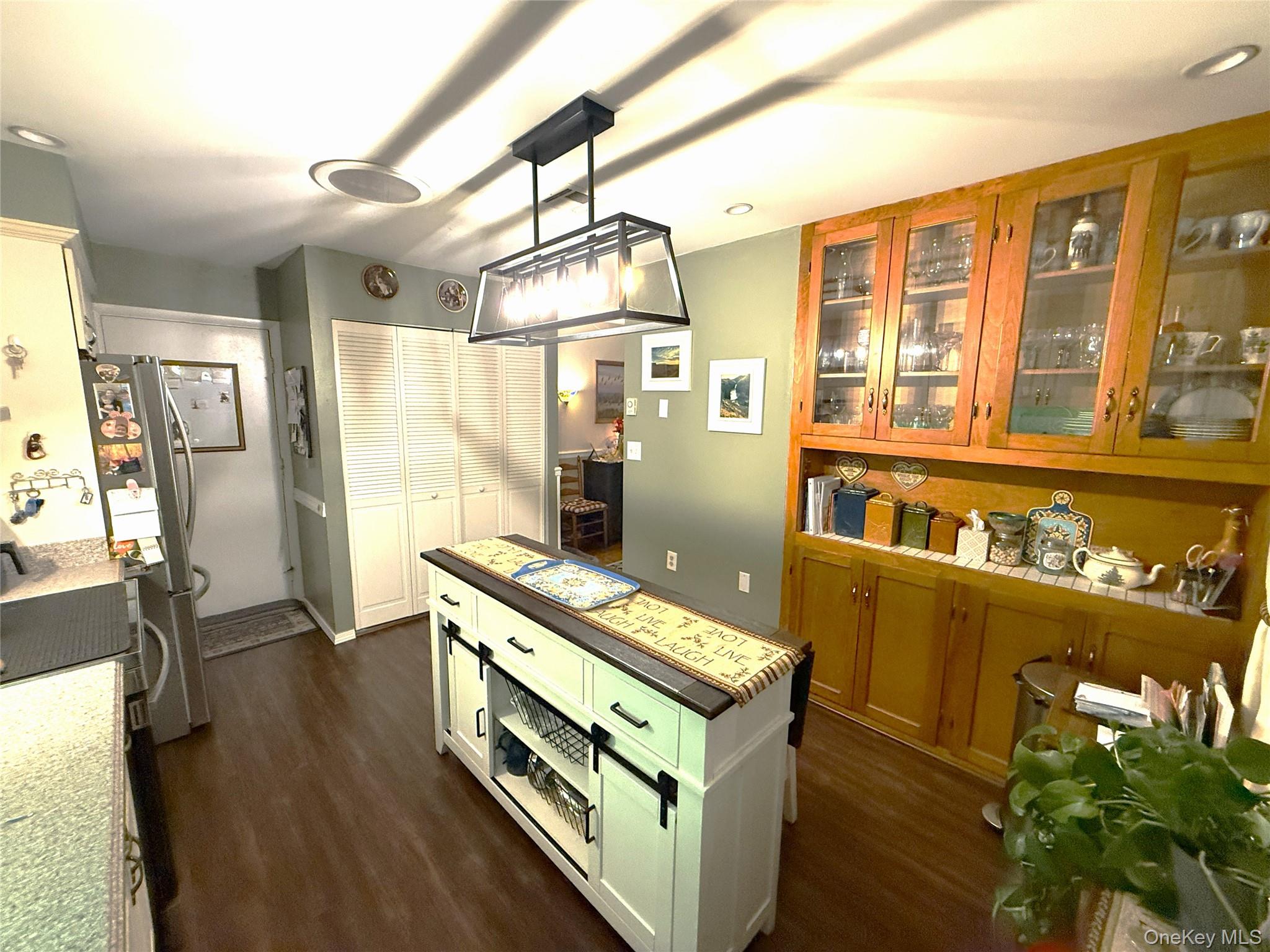 #6 photo, 418 Weymouth Court, Ridge , NY 11961