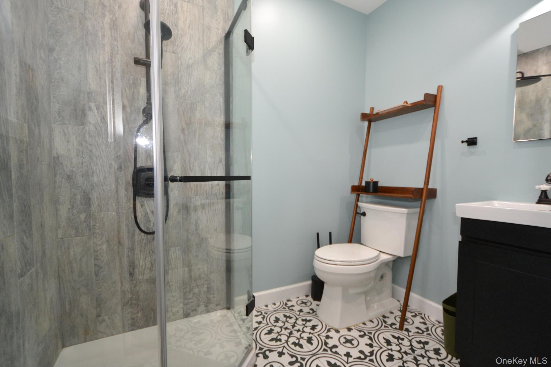 #17 photo, 34 Stewart Circle, מחוז סאפוק Centereach , NY 11720