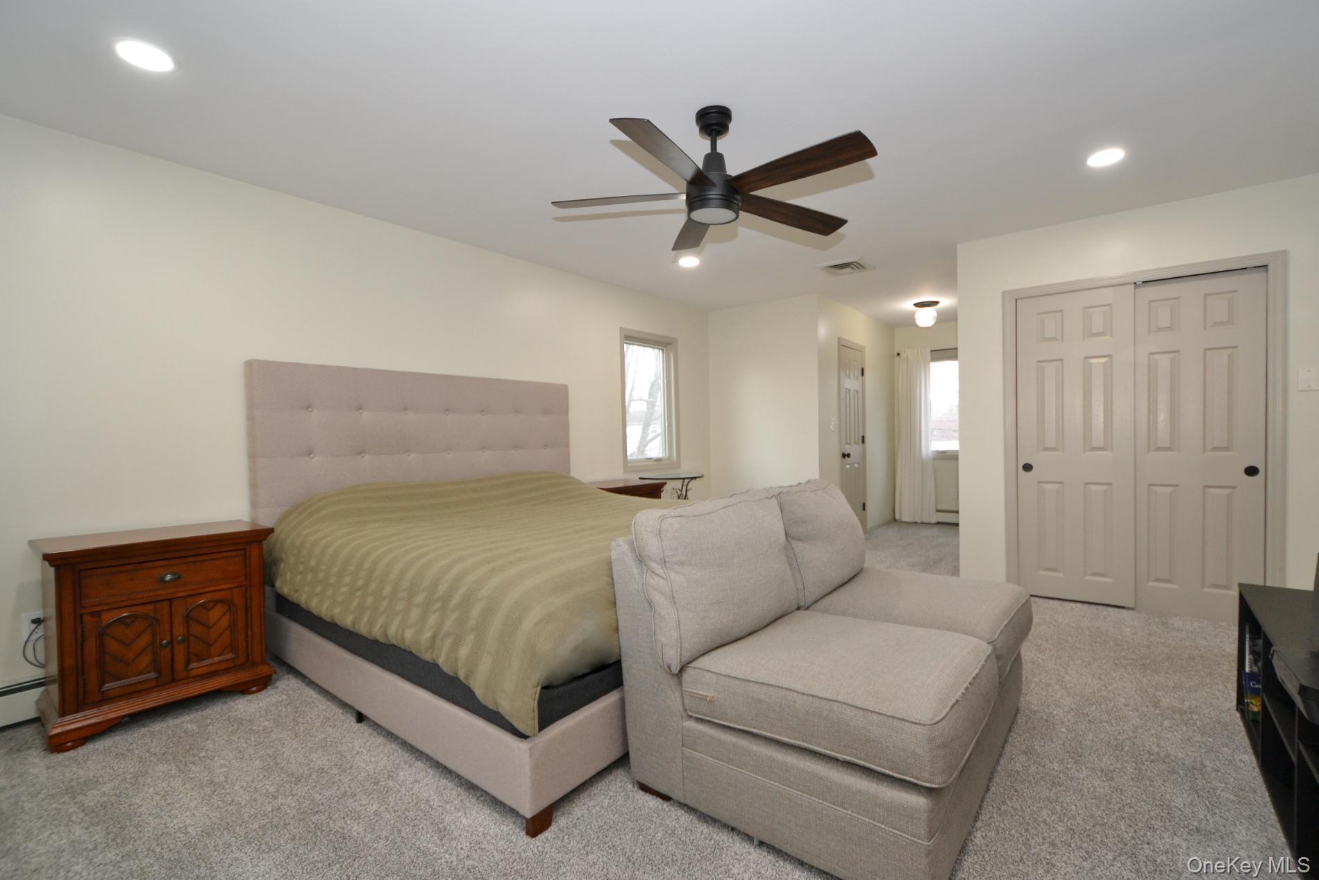 #19 photo, 34 Stewart Circle, מחוז סאפוק Centereach , NY 11720