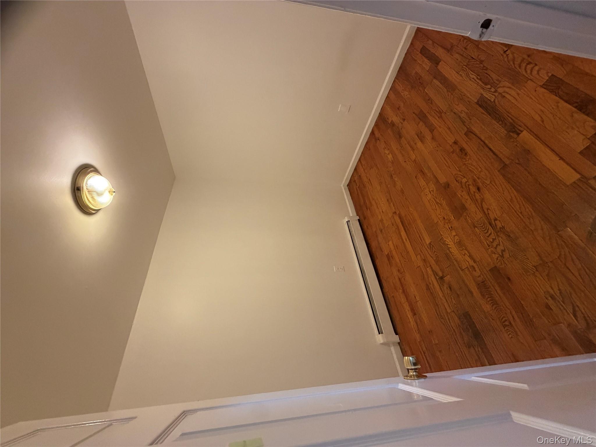 #8 photo, 17207A 90th Avenue, קווינס Jamaica , NY 11432