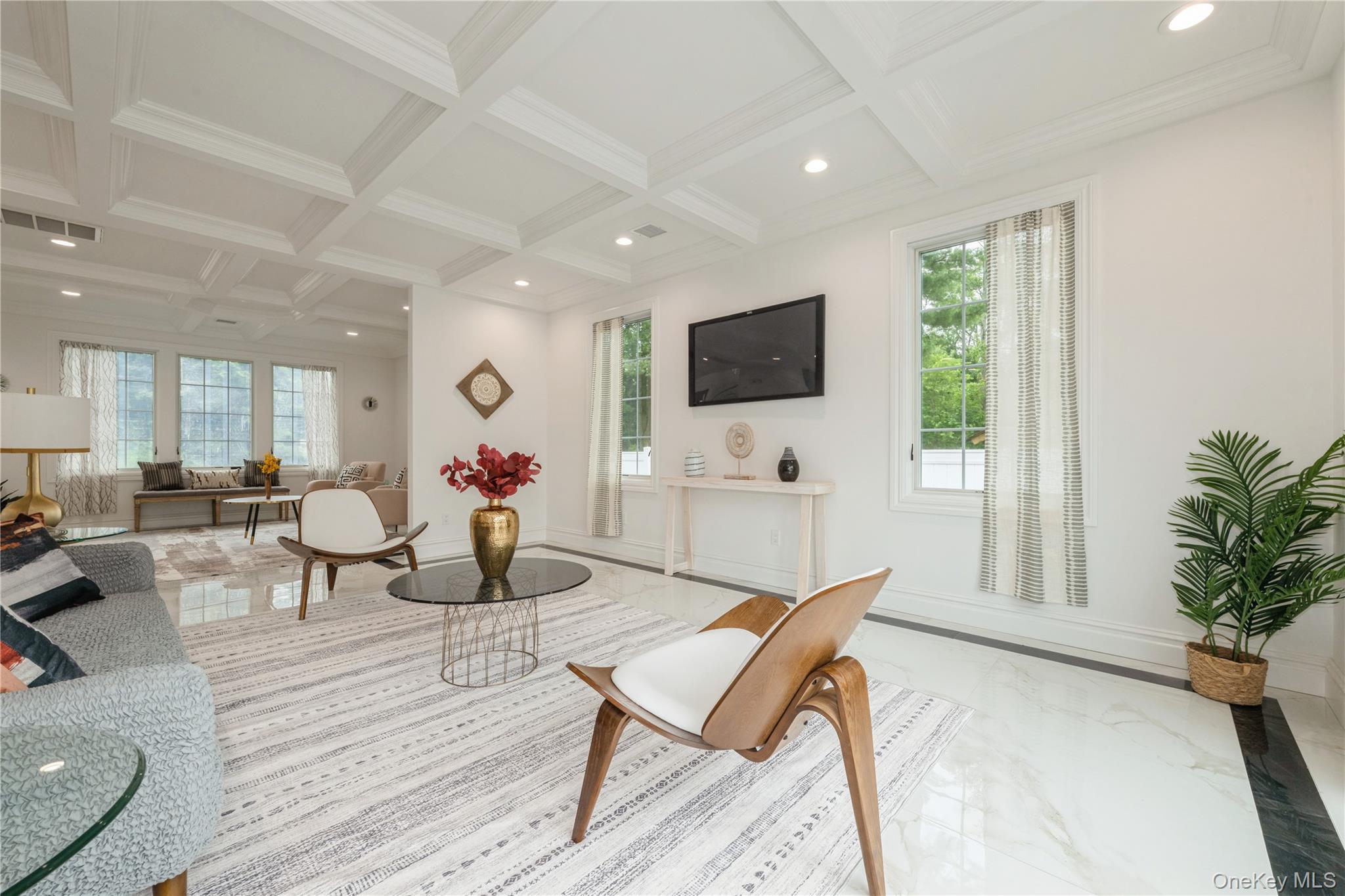 #12 photo, 52 Cortland Avenue, Нассау ‖ Hicksville , NY 11801