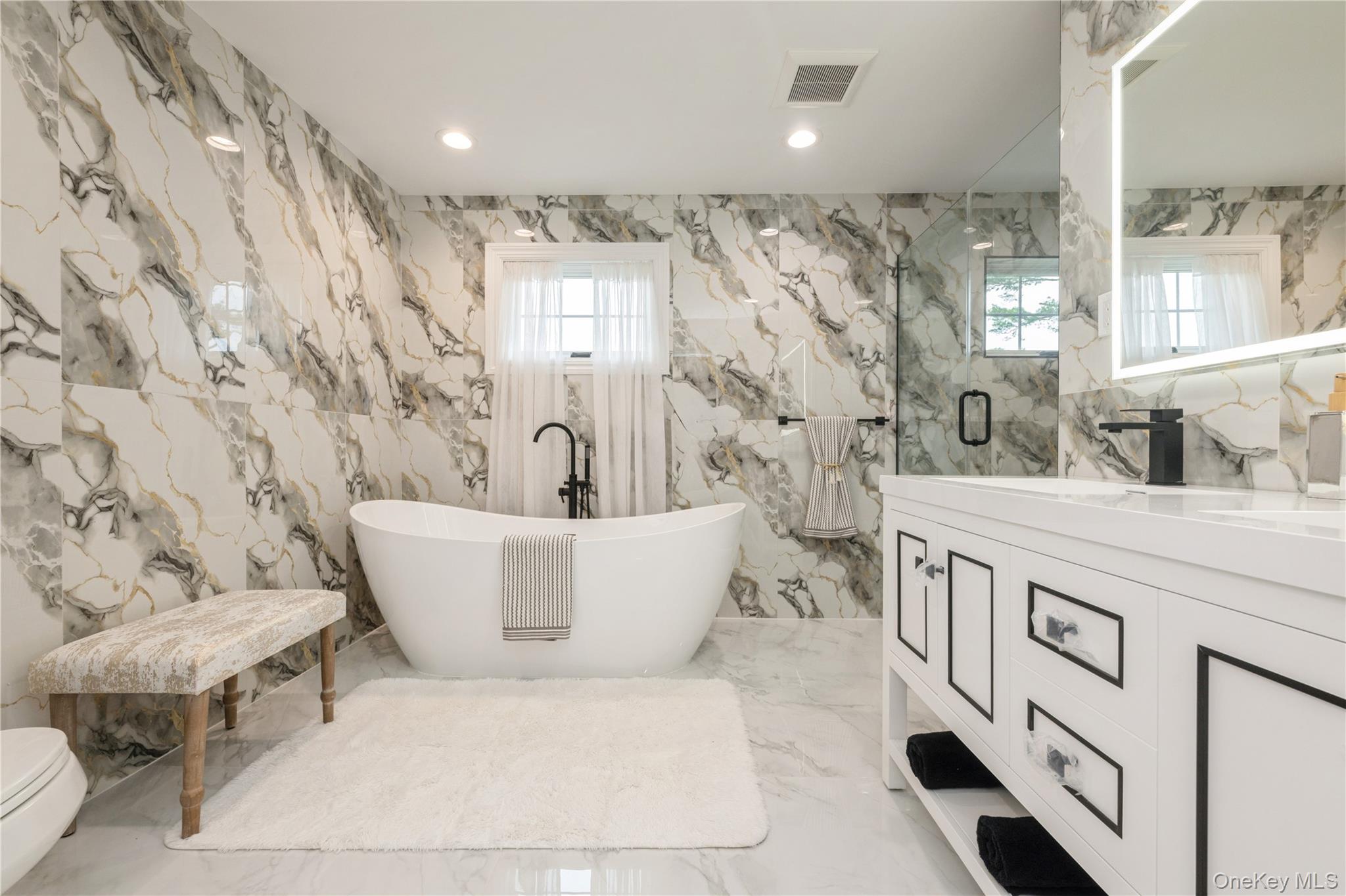 #13 photo, 52 Cortland Avenue, Нассау ‖ Hicksville , NY 11801