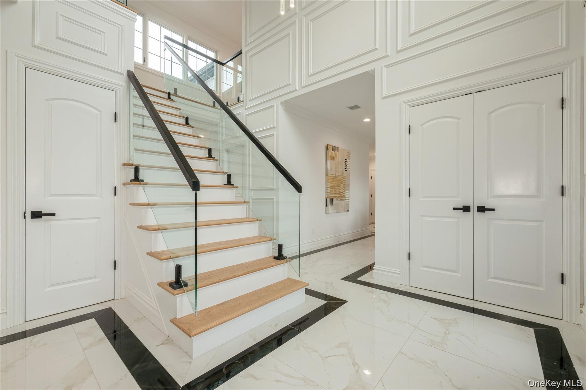 #3 photo, 52 Cortland Avenue, Нассау ‖ Hicksville , NY 11801