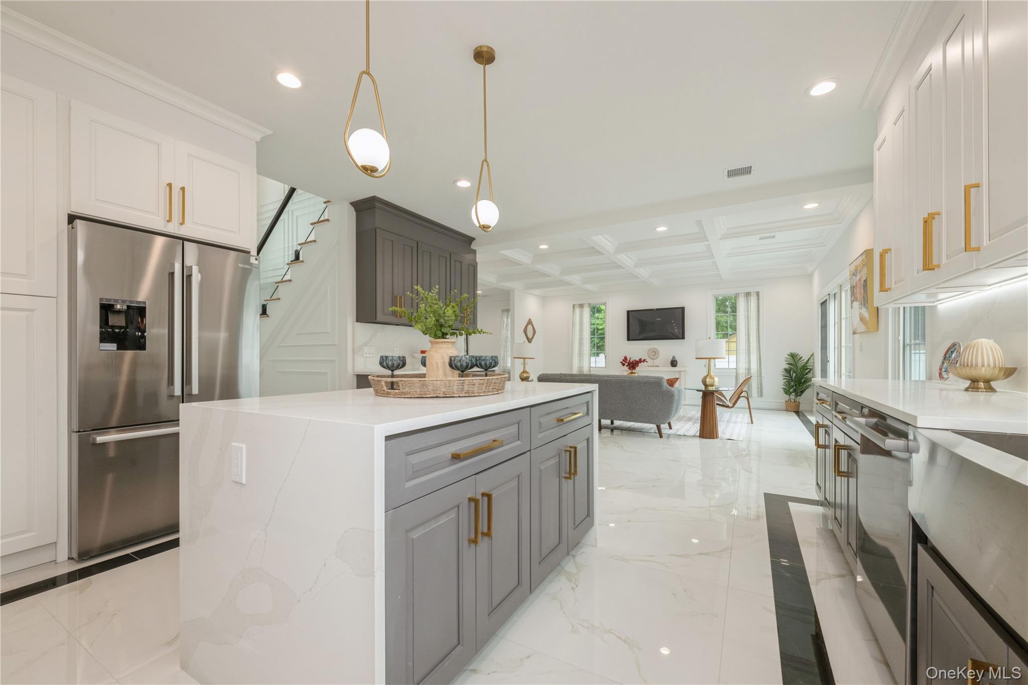 #5 photo, 52 Cortland Avenue, Нассау ‖ Hicksville , NY 11801