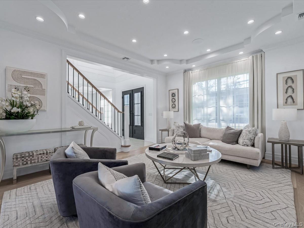 #4 photo, Great Neck, Great Neck , NY 11021