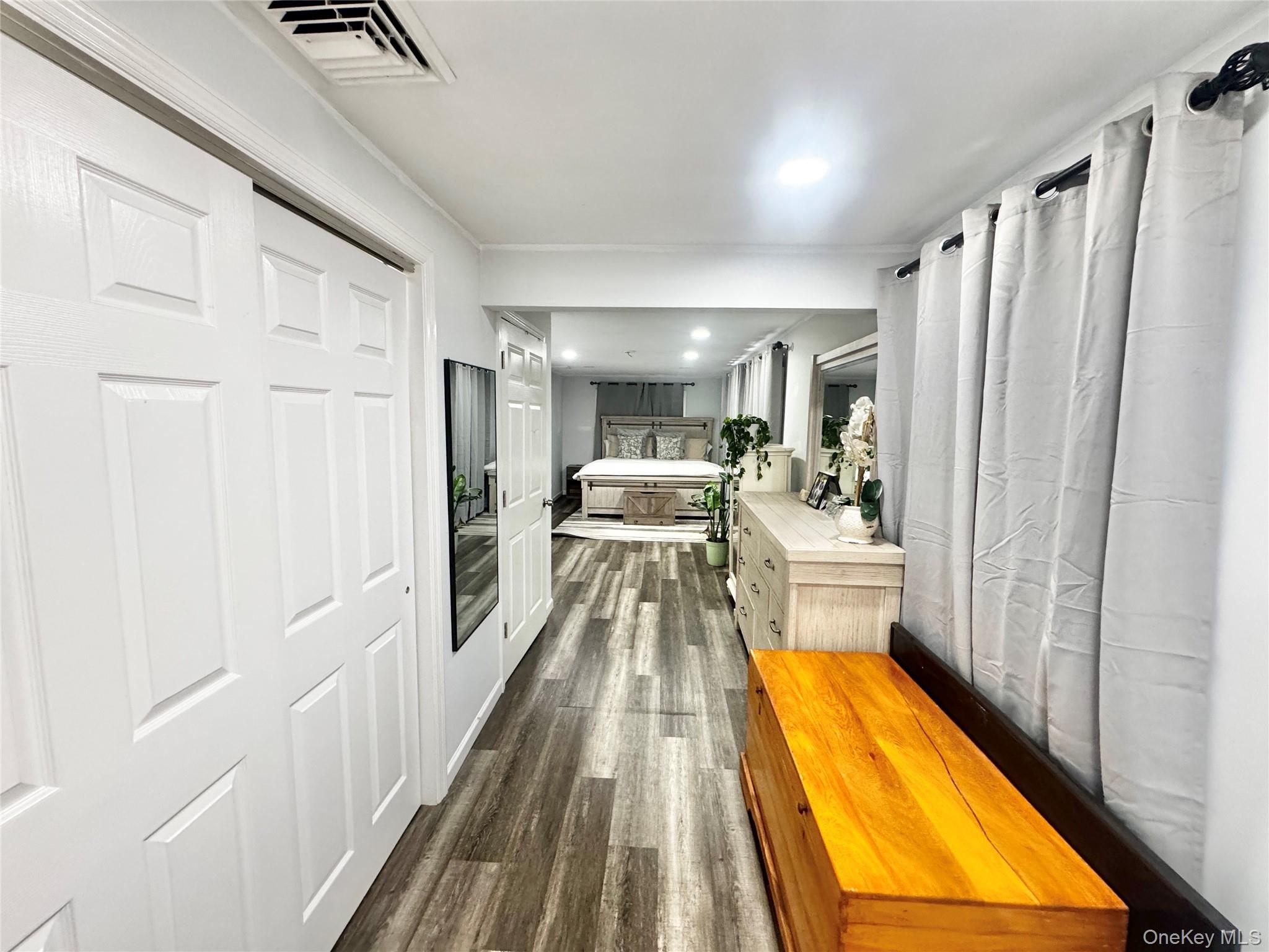 #11 photo, 6 VICTORIA Place, सफ़ोक काउंटी Mastic Beach , NY 11951