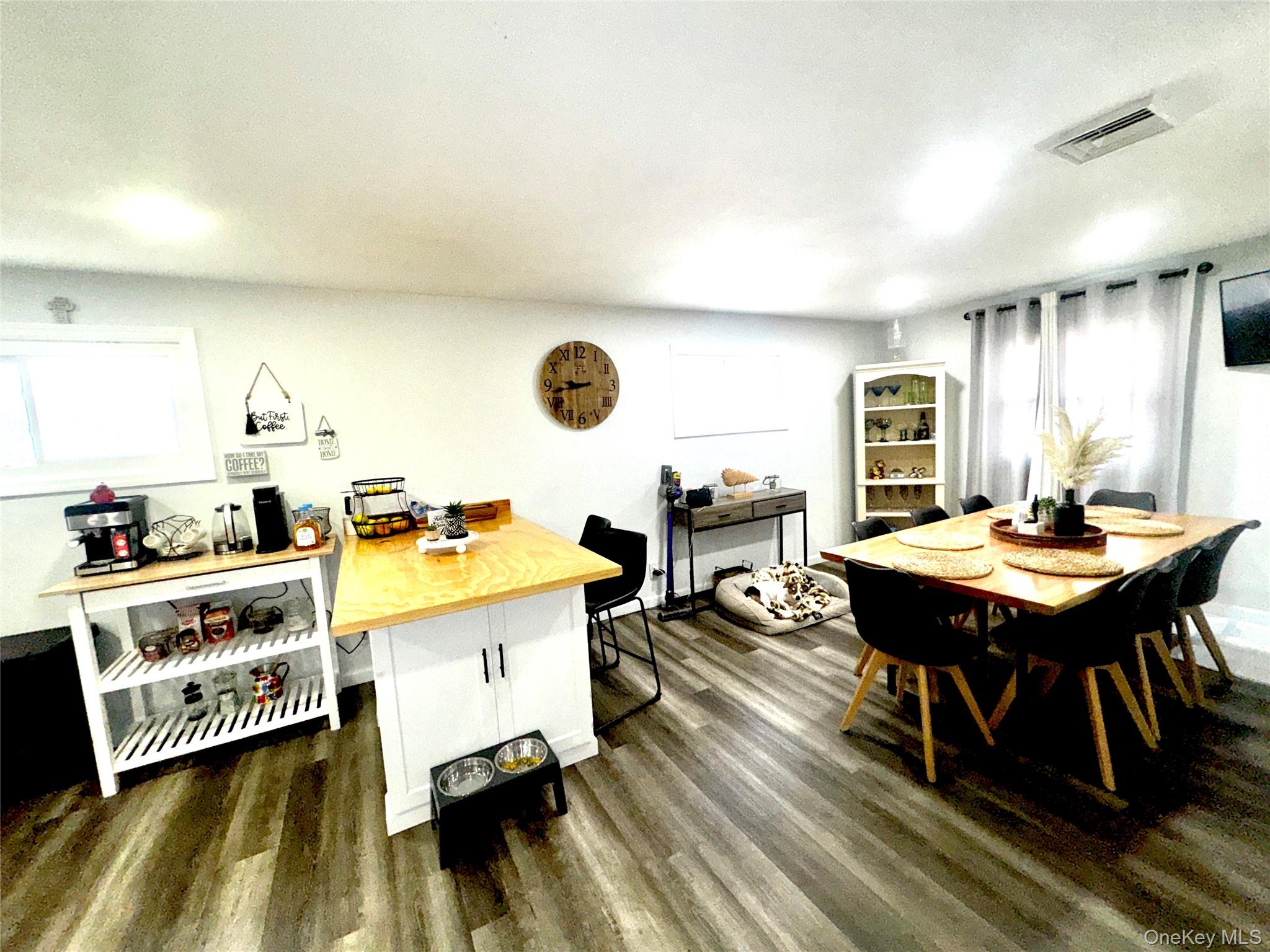 #4 photo, 6 VICTORIA Place, सफ़ोक काउंटी Mastic Beach , NY 11951