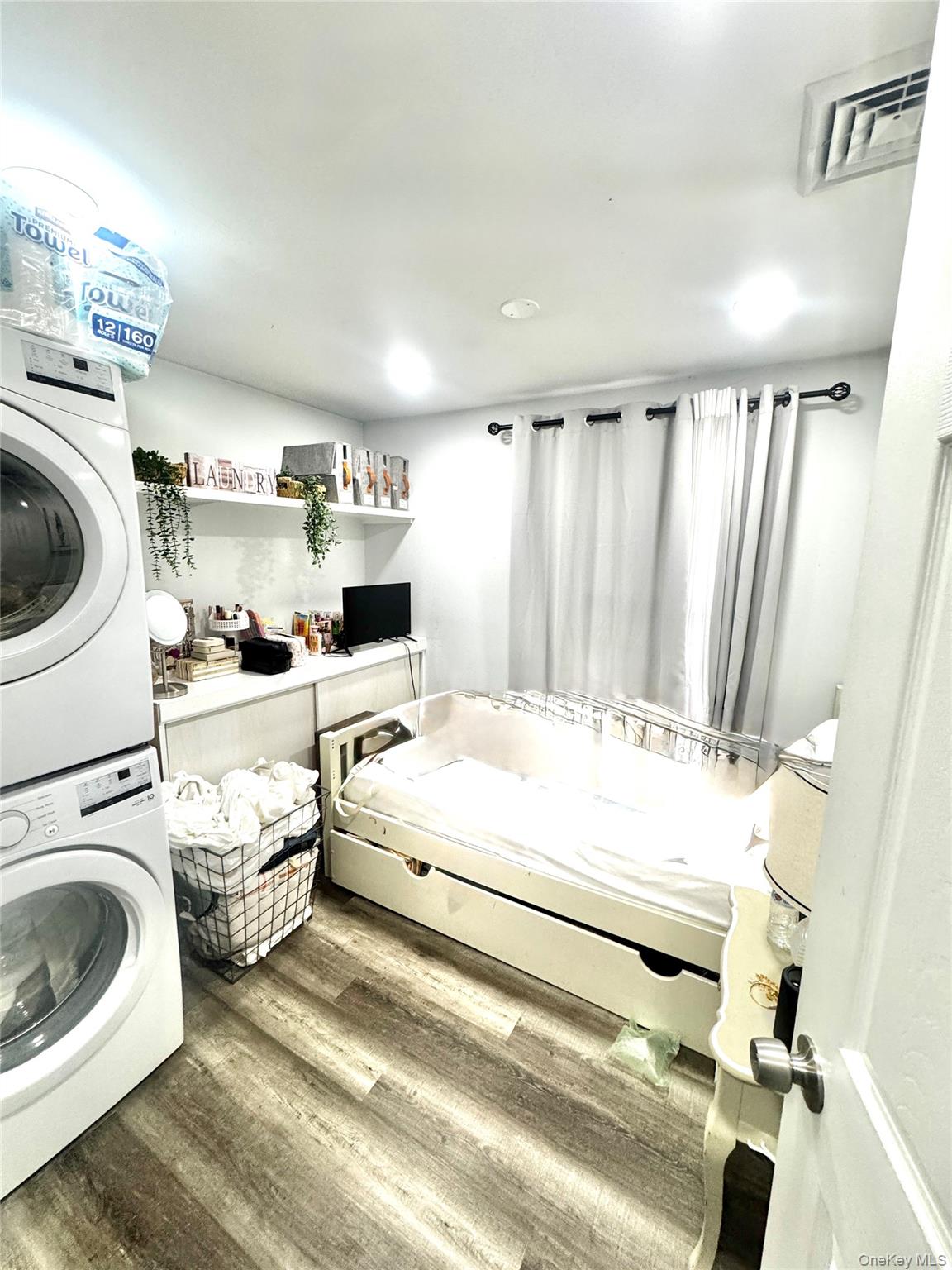 #9 photo, 6 VICTORIA Place, सफ़ोक काउंटी Mastic Beach , NY 11951