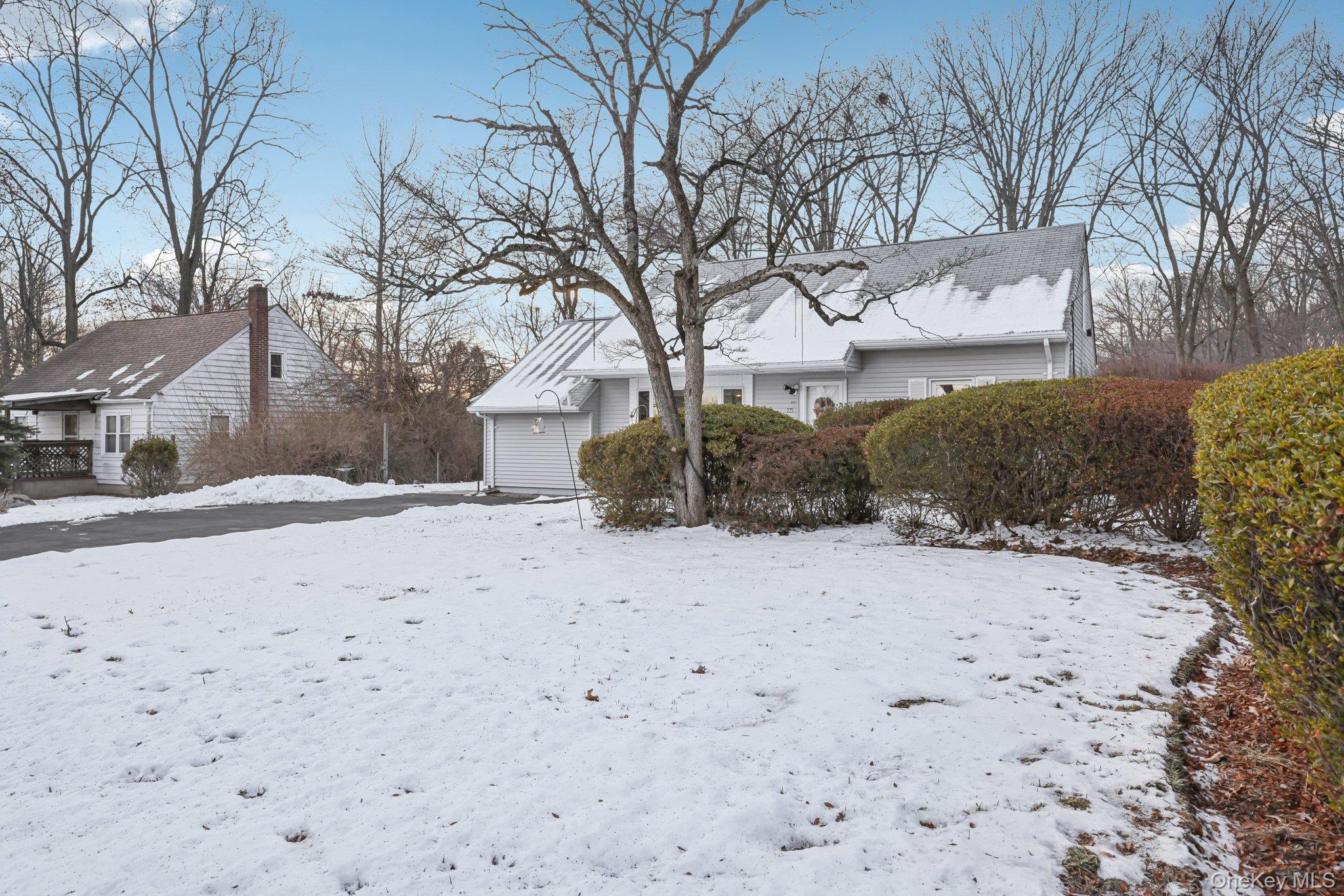 #4 photo, 375 Laurel Road, Pearl River , NY 10965