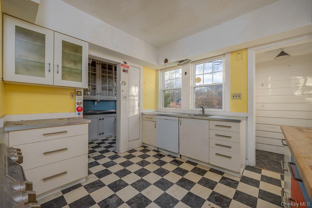 #18 photo, 102 W Wiley Street, Maybrook , NY 12543