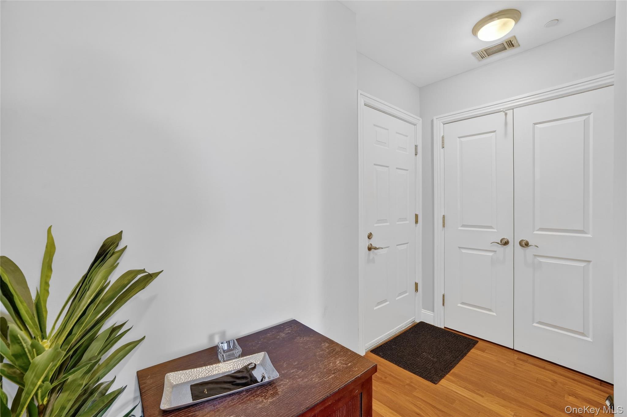 #5 photo, 543 Main Street, New Rochelle , NY 10601