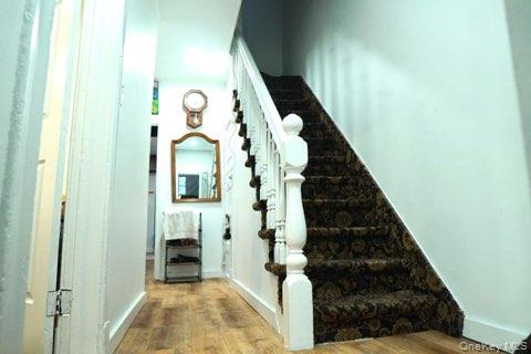 #12 photo, 364 Ashburton Avenue, Yonkers , NY 10701