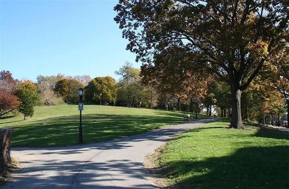 #15 photo, 7002 RIDGE Boulevard, Bay Ridge , NY 11209