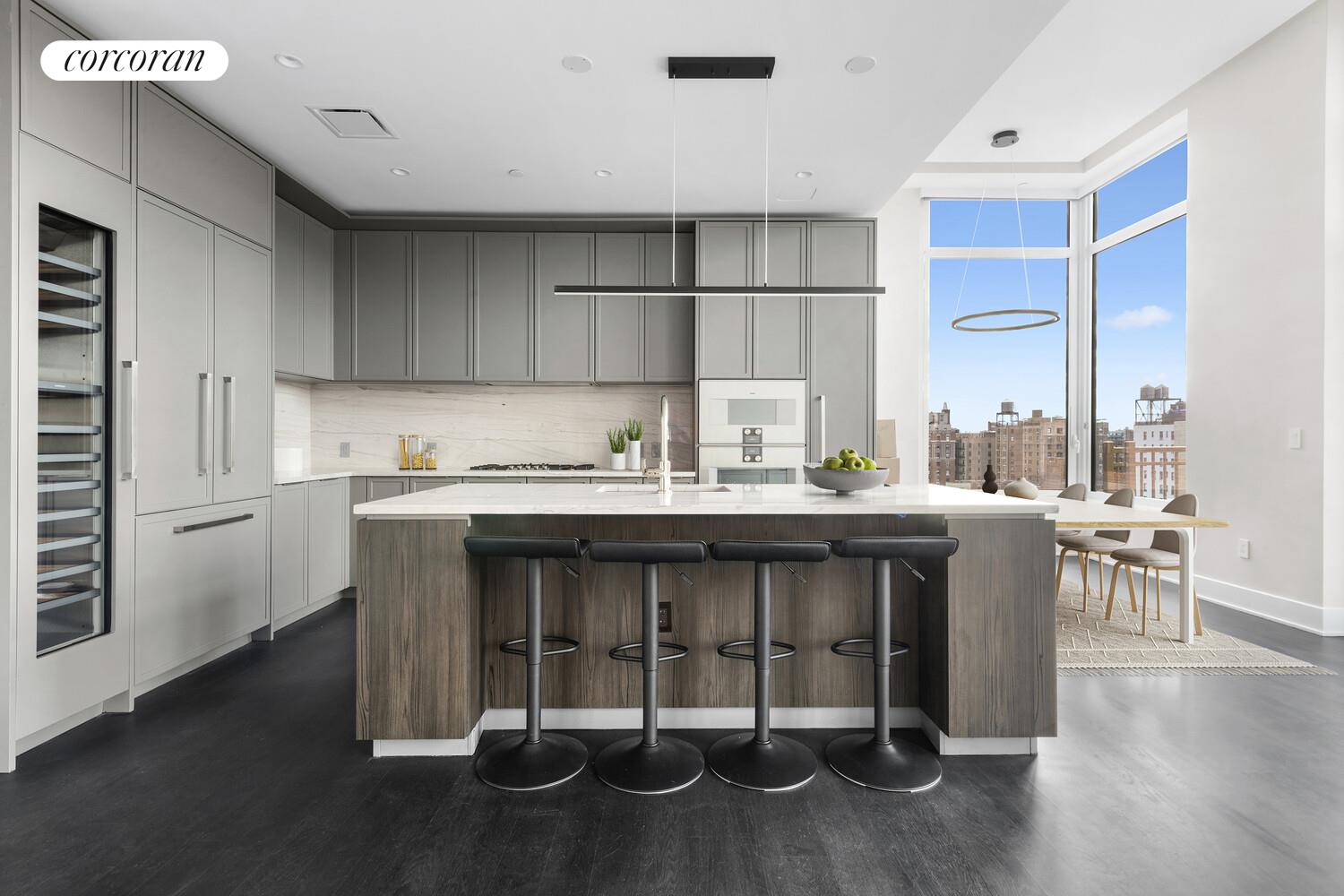 #3 photo, 218 W 103RD Street, מנהטן Manhattan Valley , NY 10025