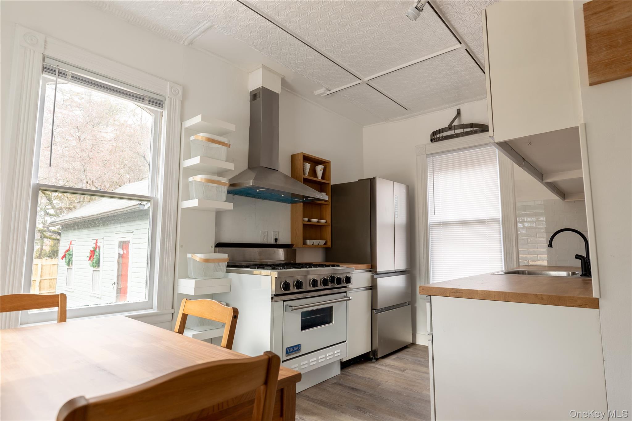 #10 photo, 244 Broadway, Port Ewen , NY 12429