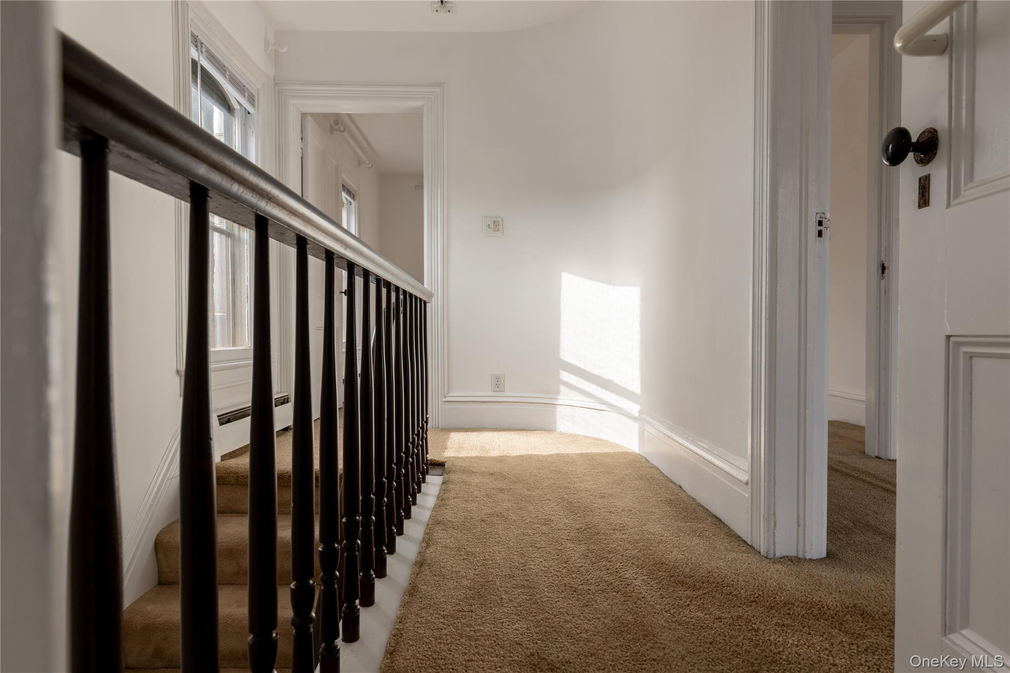 #18 photo, 244 Broadway, Port Ewen , NY 12429