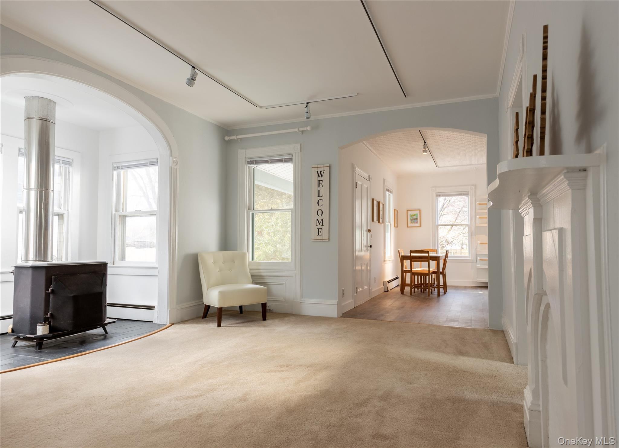 #8 photo, 244 Broadway, Port Ewen , NY 12429