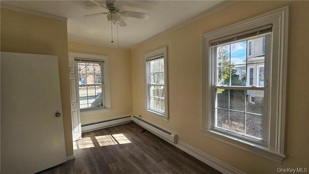 #11 photo, 253 Route 32, 뉴욕주 Central Valley , NY 10917